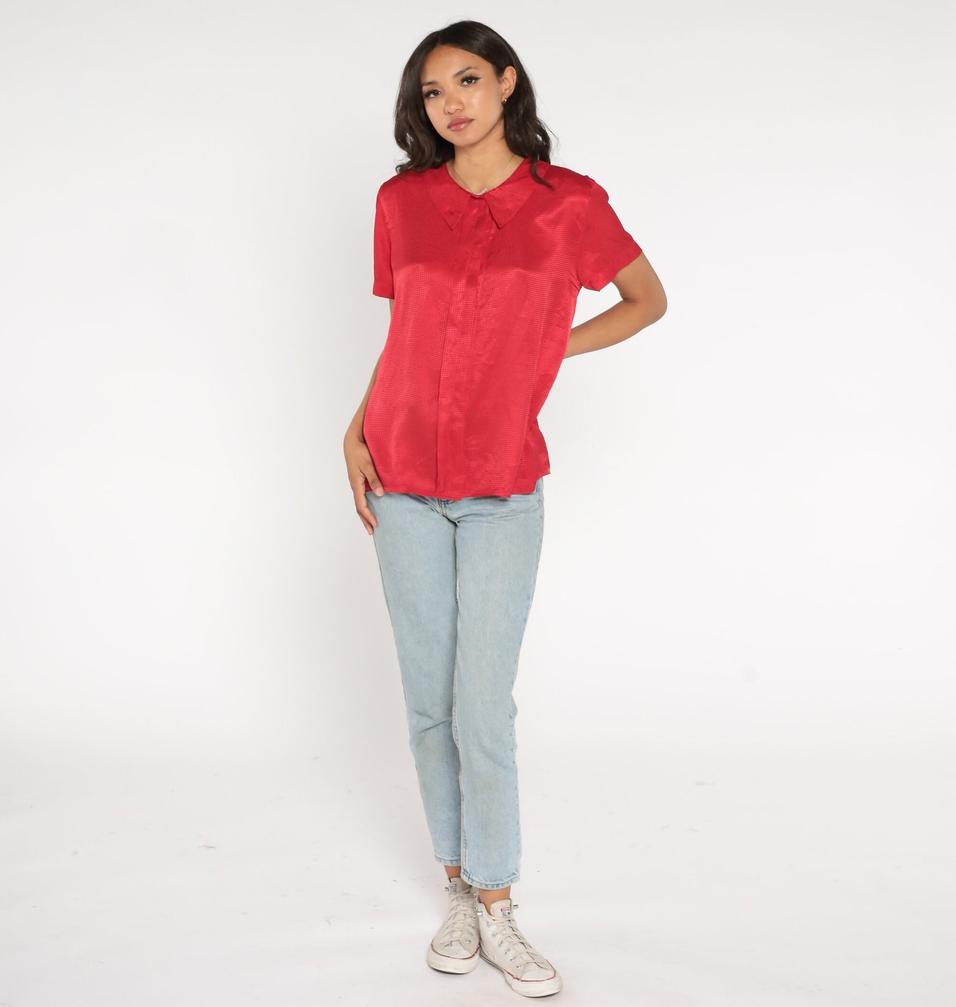 90s Red Shiny Embossed Button-Up Blouse Short Sleeve Collared Shirt Large L