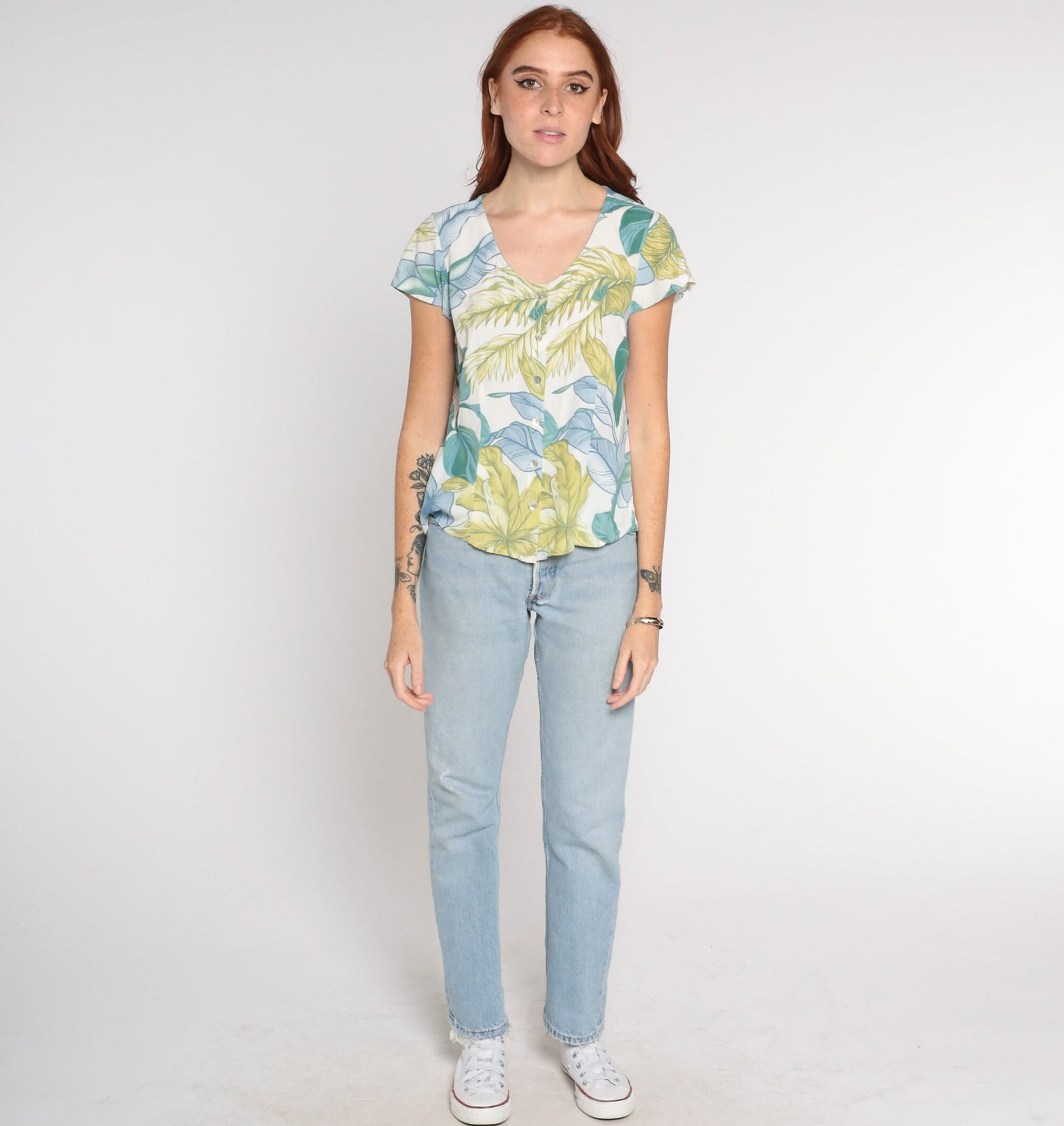 00s Tropical Leaf Button-Up Blouse White Blue Green Rayon Short Sleeve Small S