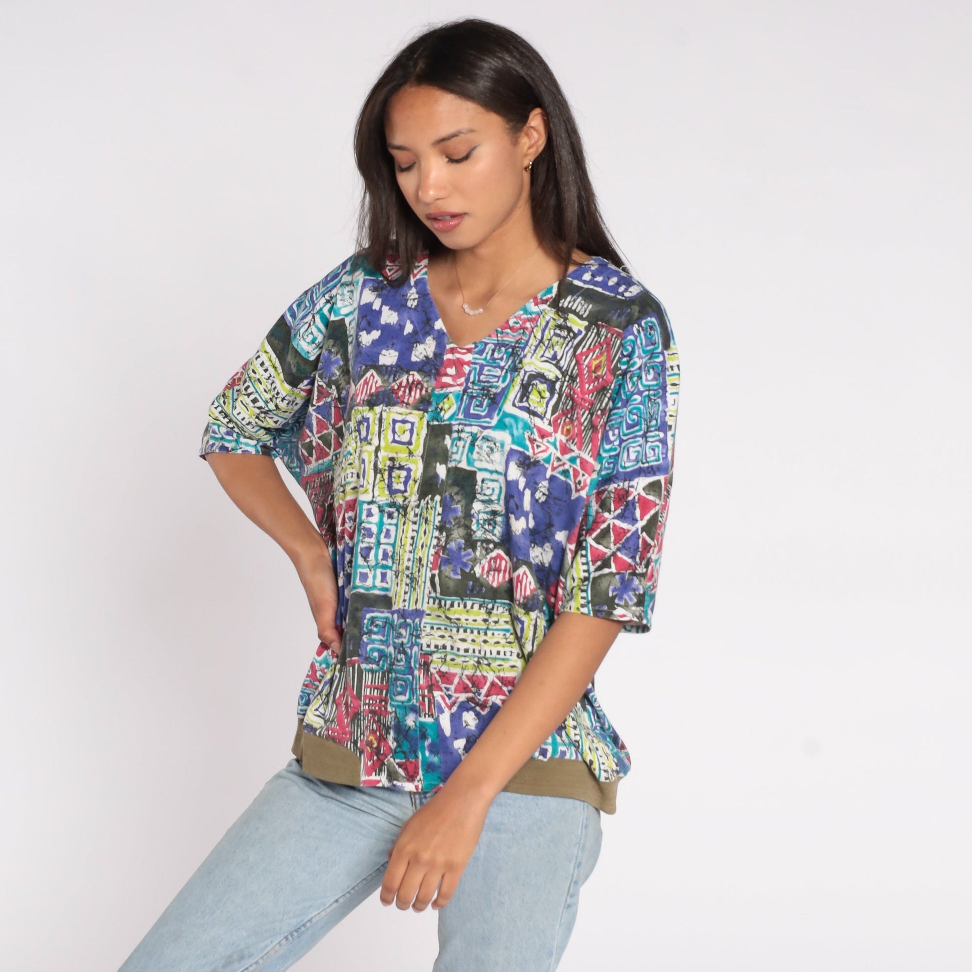 90s Batik Patchwork Geometric V-Neck Blouse Short Sleeve Large