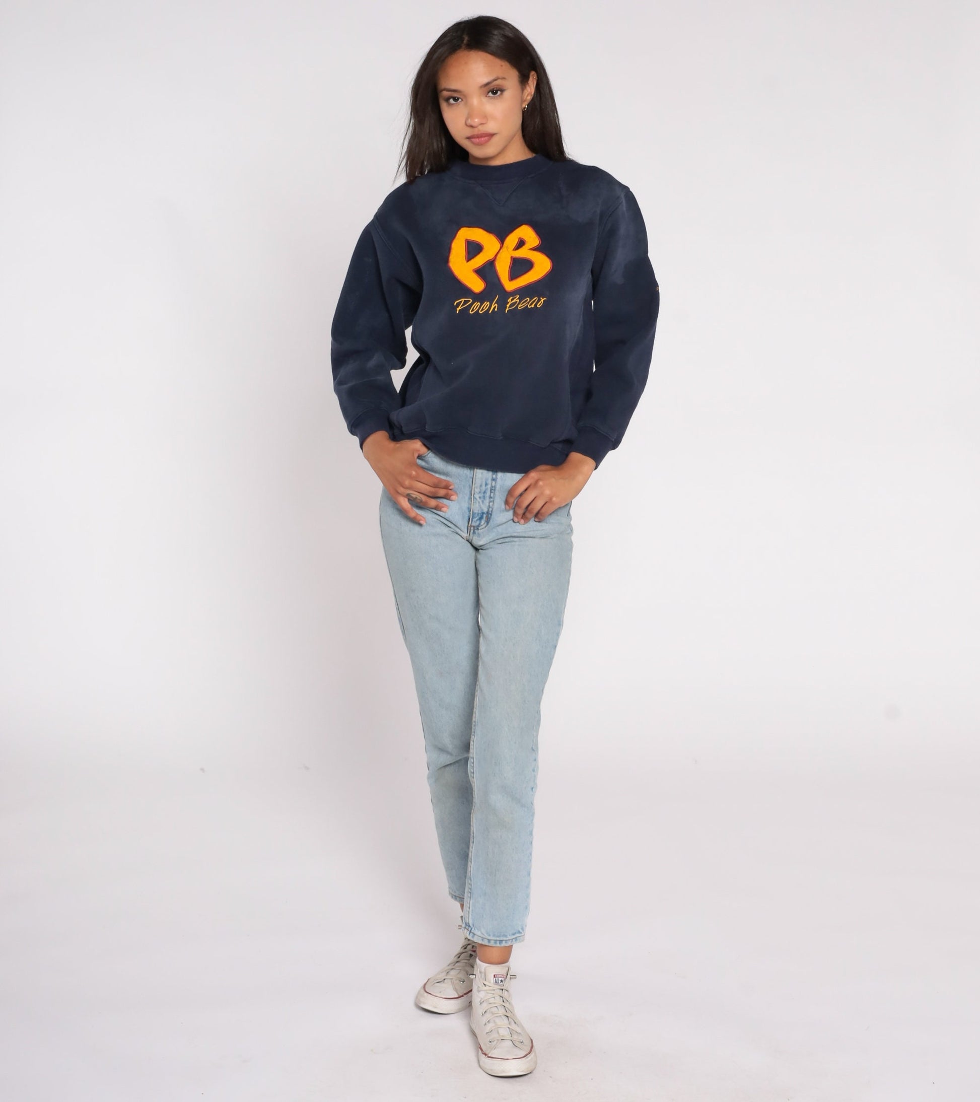 00s Winnie The Pooh Disney Sweatshirt Navy Graphic Crewneck Small S