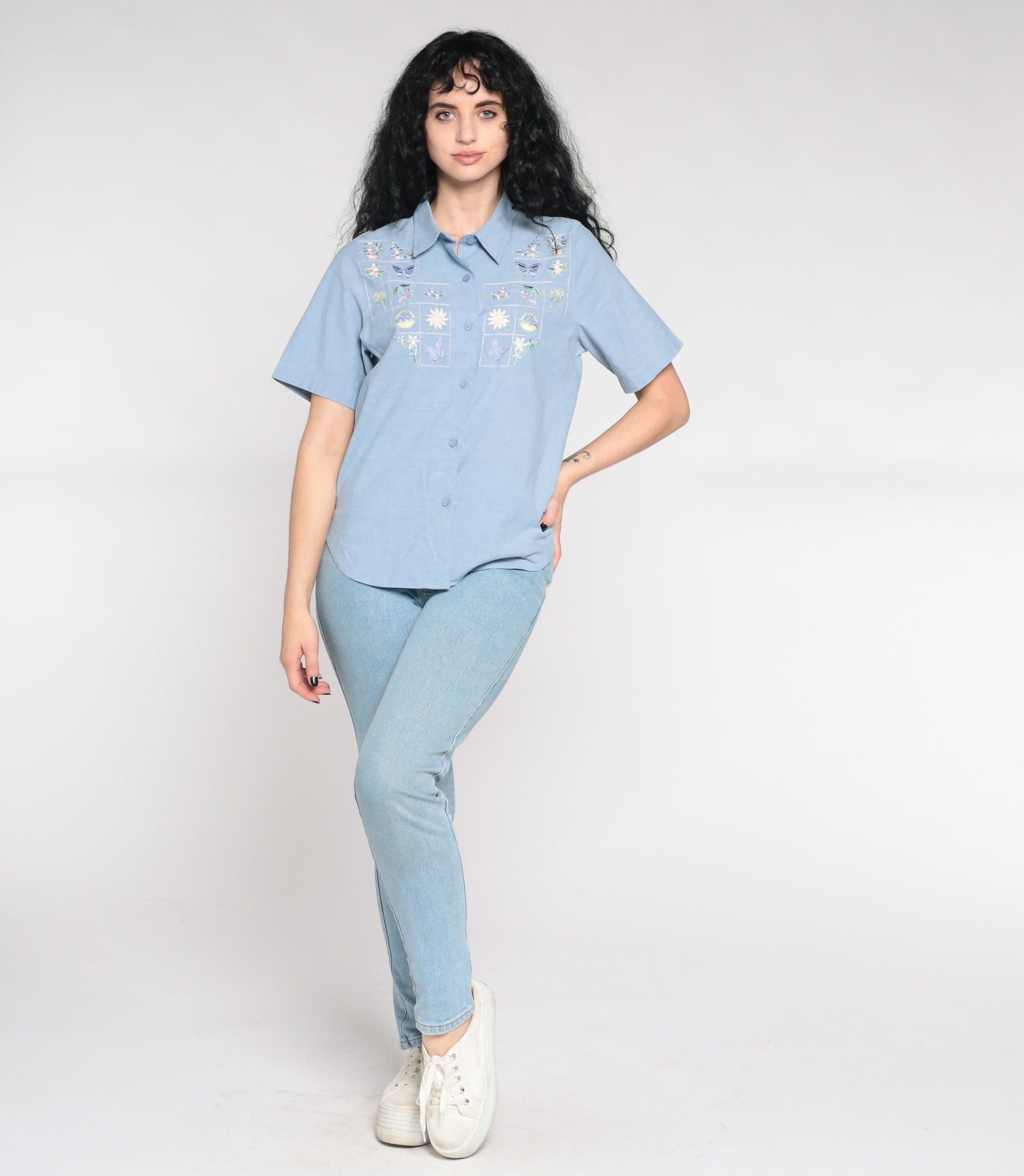90s Alfred Dunner Blue Embroidered Floral Button Up Shirt Large L