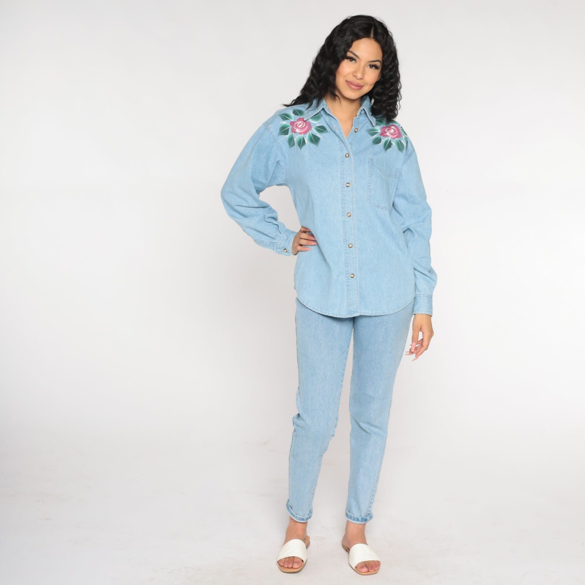 90s Blue Denim Shirt Floral Rose Print Button-Up Blouse Long Sleeve Medium M