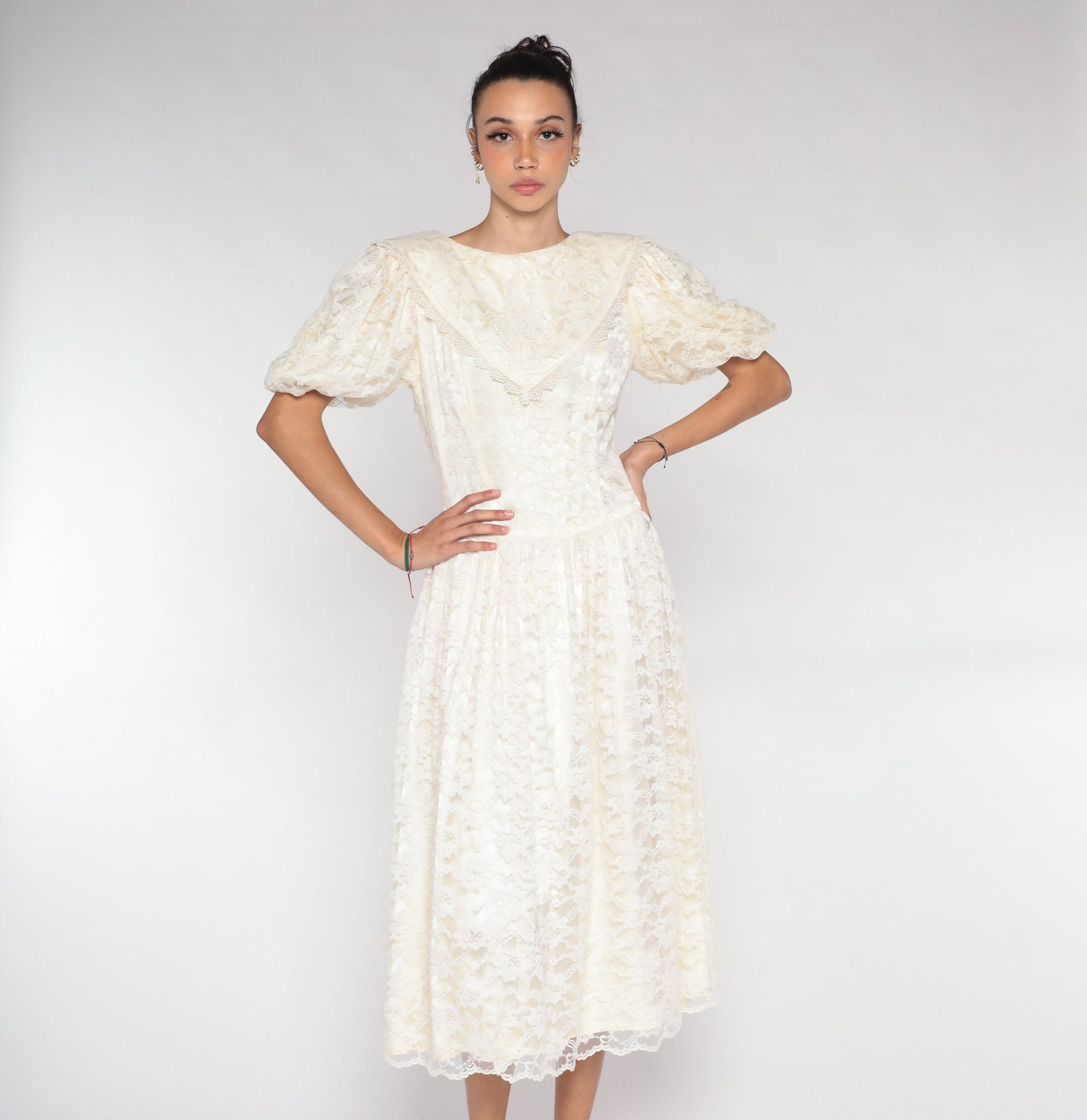 80s Off-White Lace Midi Dress Puff Sleeve Low Back Floral Embroidered Medium