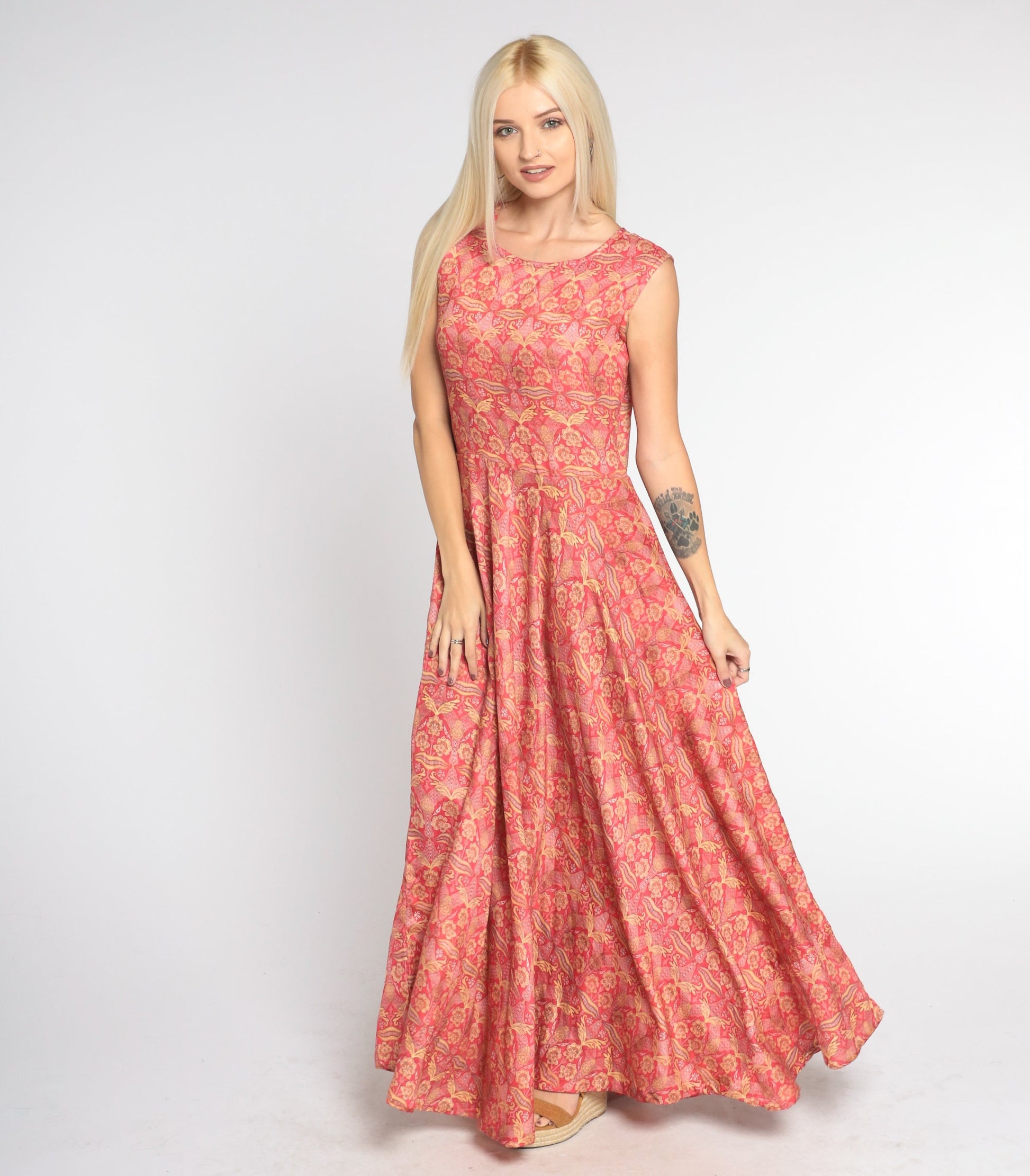 00s Red Gold Floral Maxi Dress Sleeveless High Waist Flared Skirt Medium