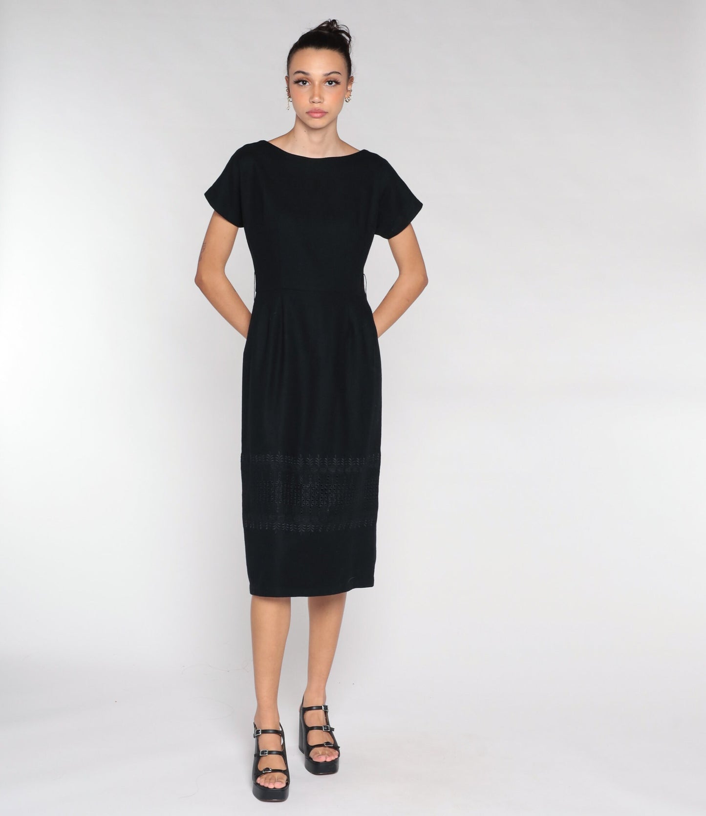Black Wool Midi Shift Dress Cap Sleeve Embroidered 00s Small