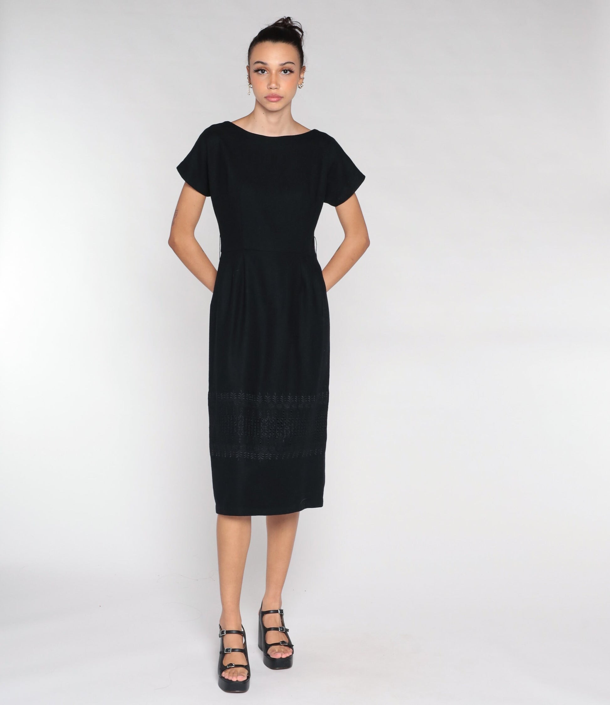 Black Wool Midi Shift Dress Cap Sleeve Embroidered 00s Small