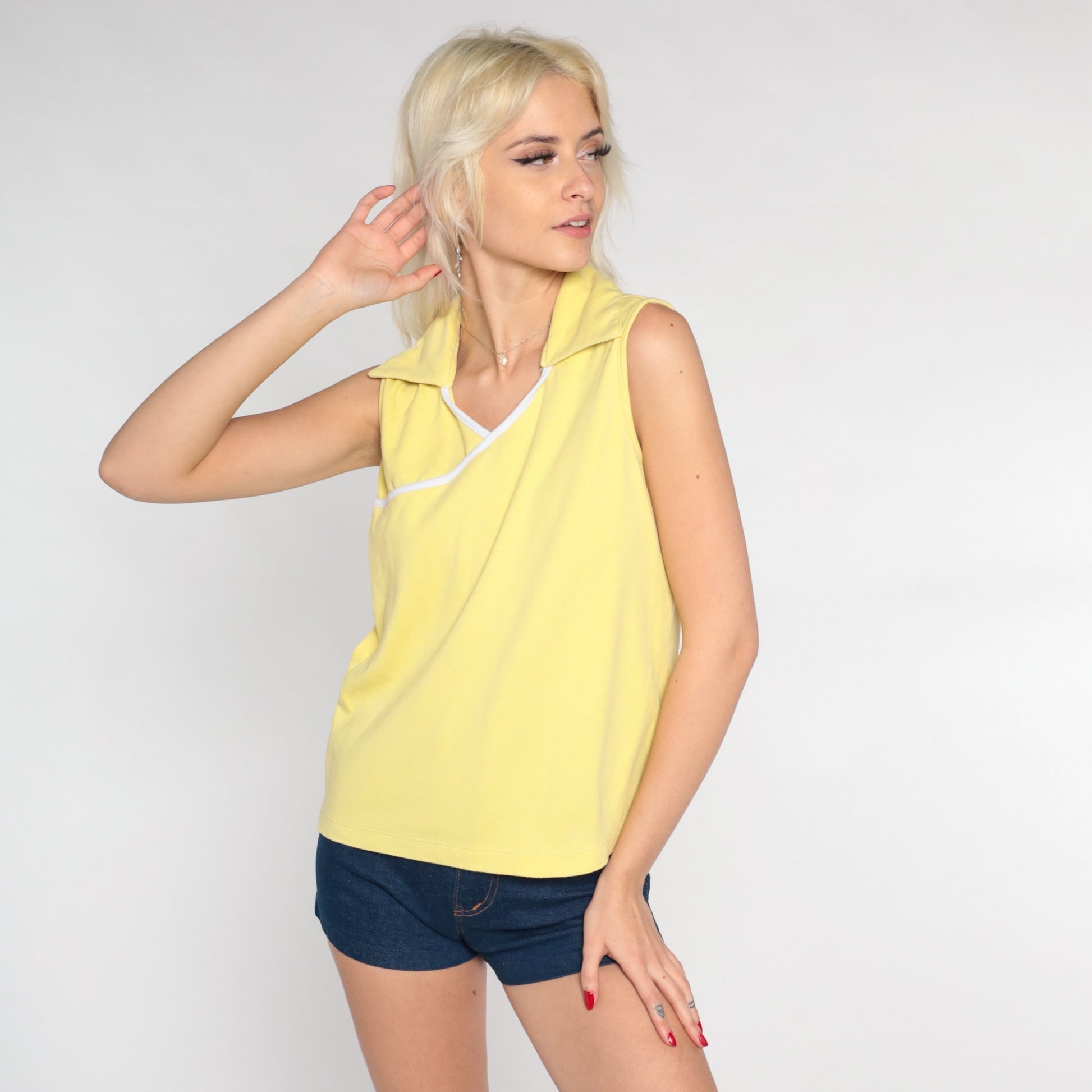 90s Pale Yellow Collared Tank Top V Neck Sleeveless Blouse Small