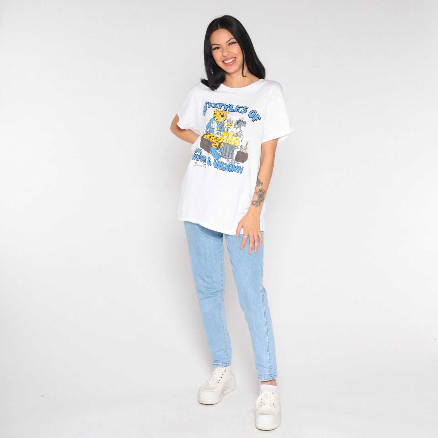 80s Lifestyles of the Poor and Unknown Cat Branson Missouri Graphic Tee Medium