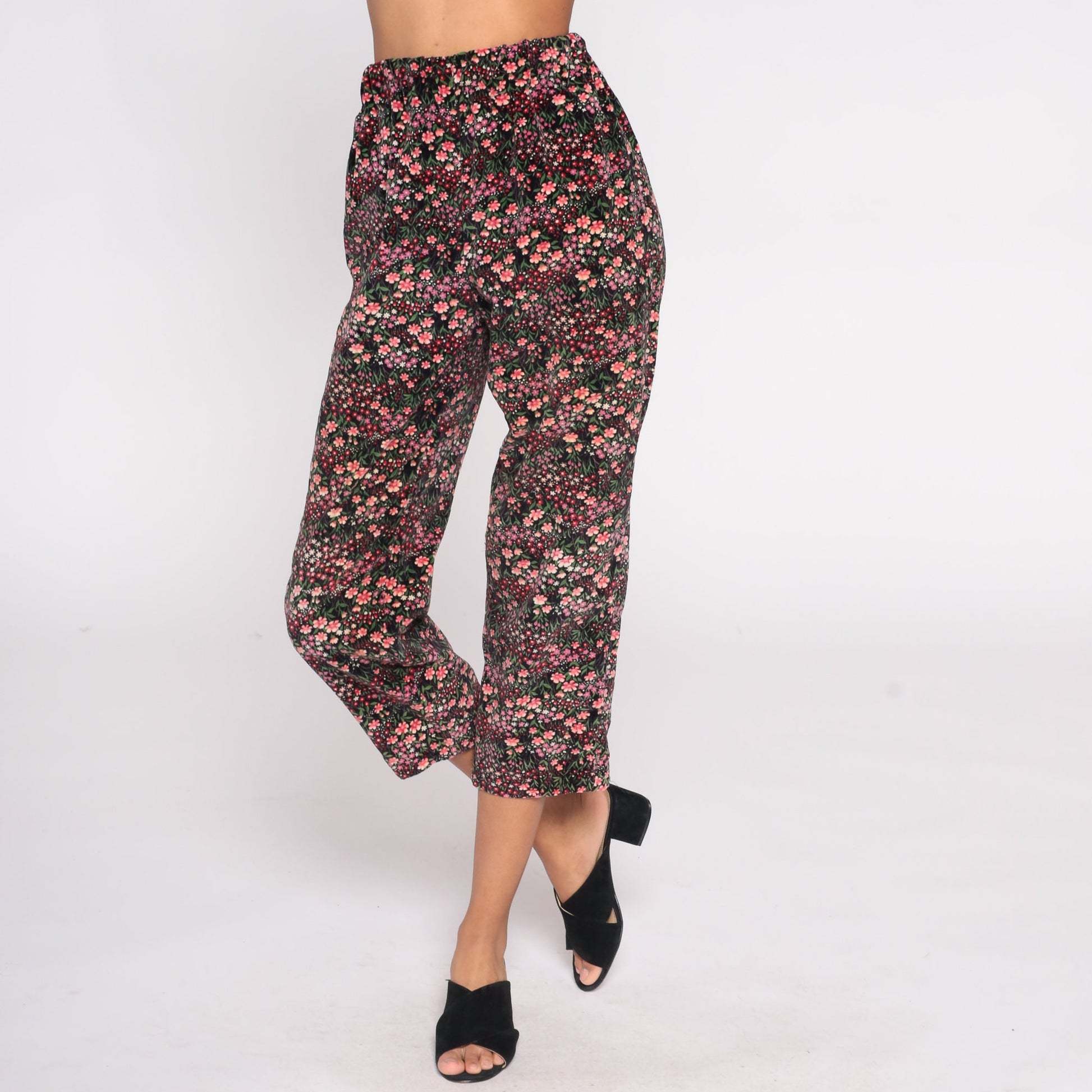90s Black Velvet Floral Capri Pants Pink Print Elastic Waist Small Medium