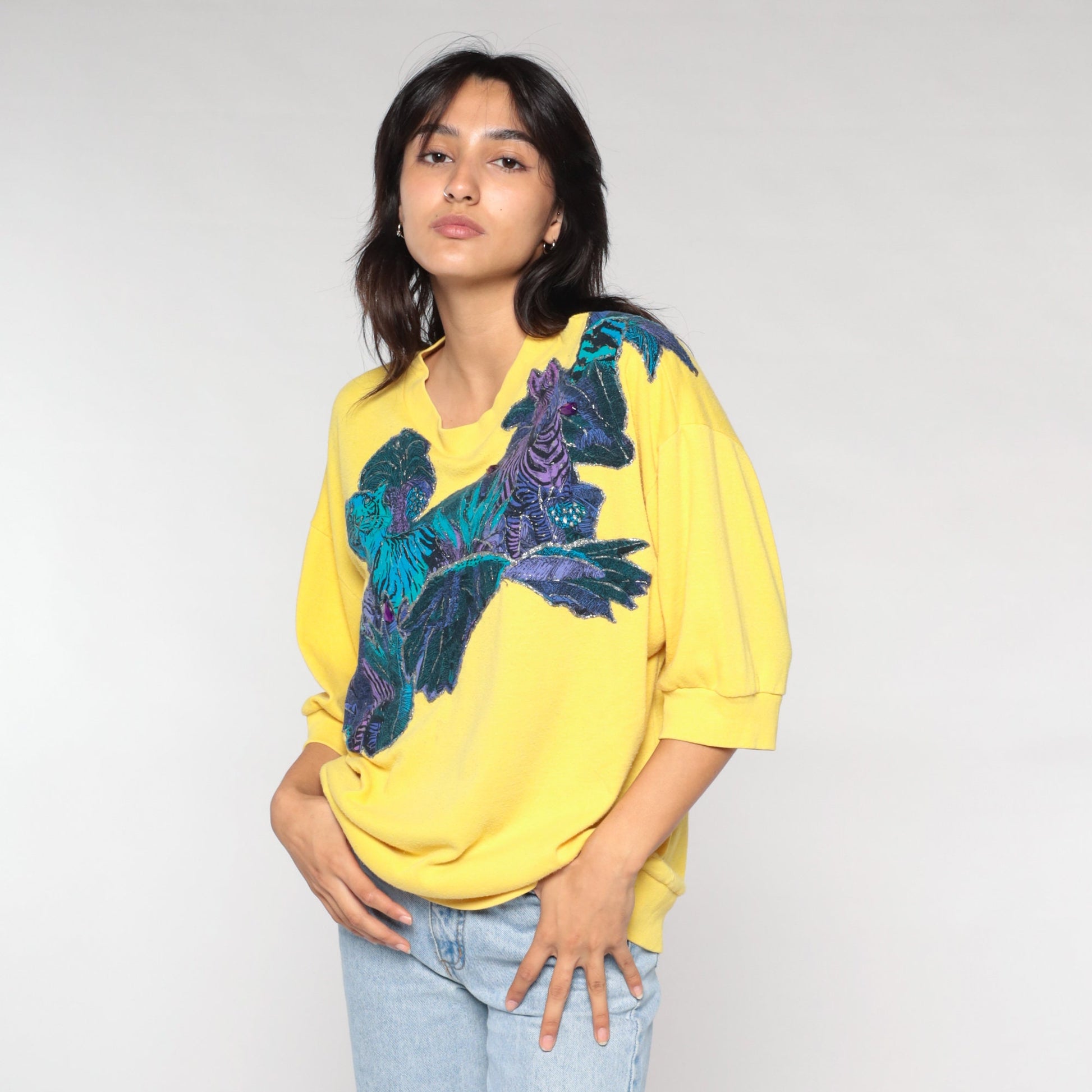 80s Wildlife Sweatshirt Yellow Glitter Tiger Zebra Palm Tree Applique Medium