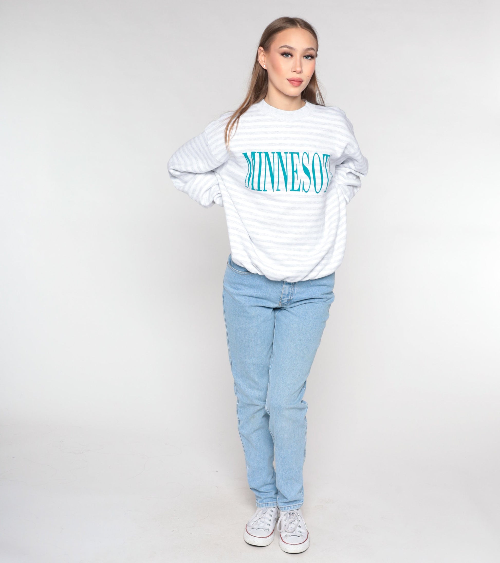 90s Minnesota State Graphic Sweatshirt Grey White Striped Crewneck Large