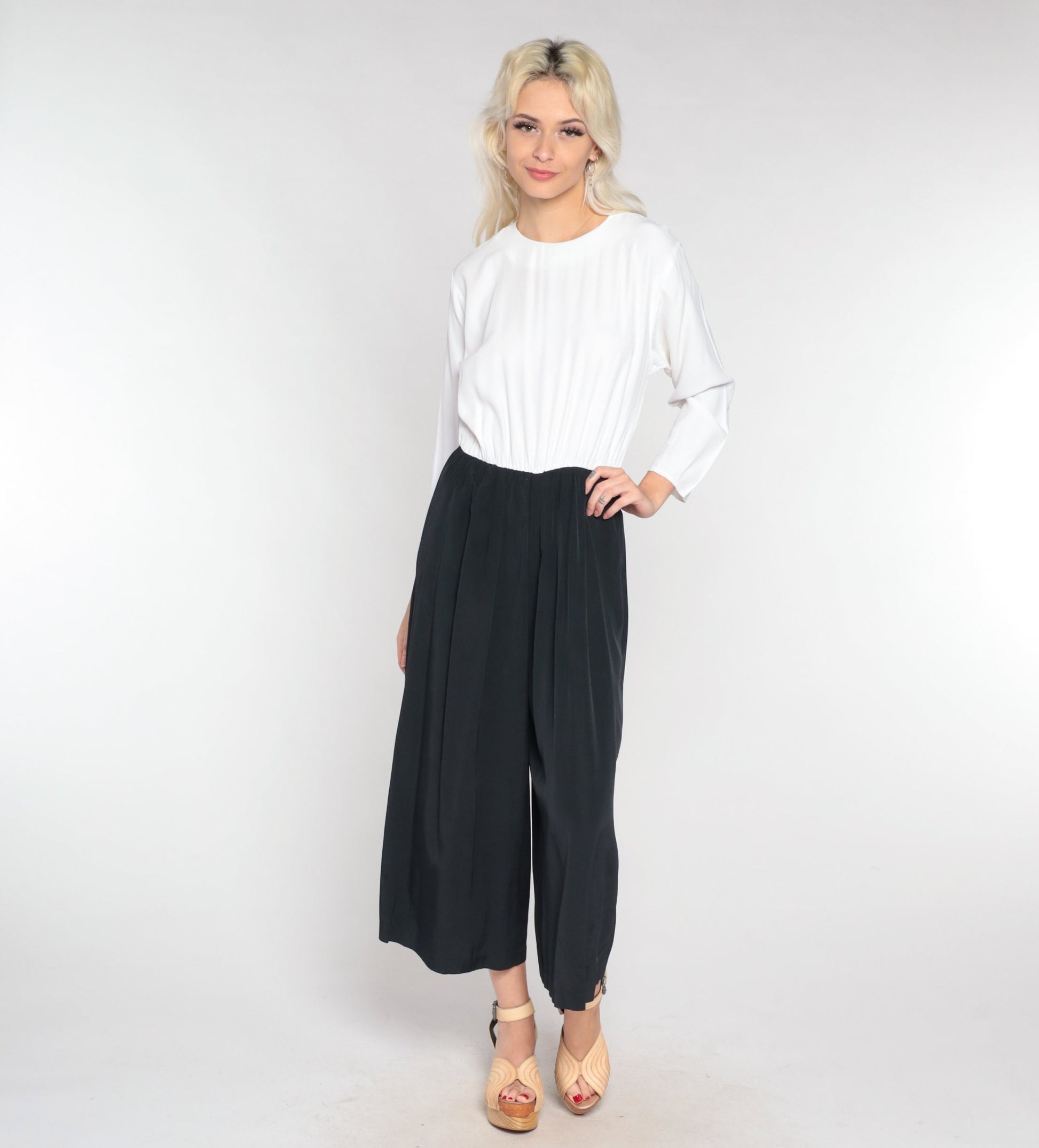 90s Black & White Wide Leg Jumpsuit Long Sleeve Rear Zip Medium