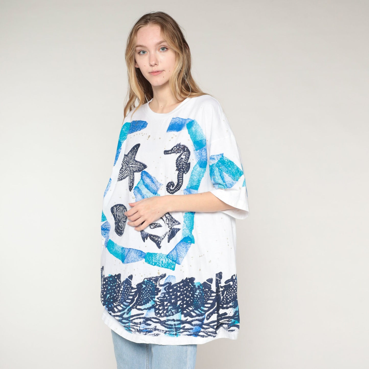 90s Under The Sea Tropical Fish T-Shirt Paint Stamp Graphic White Gold Flecks Extra Extra Large XXL