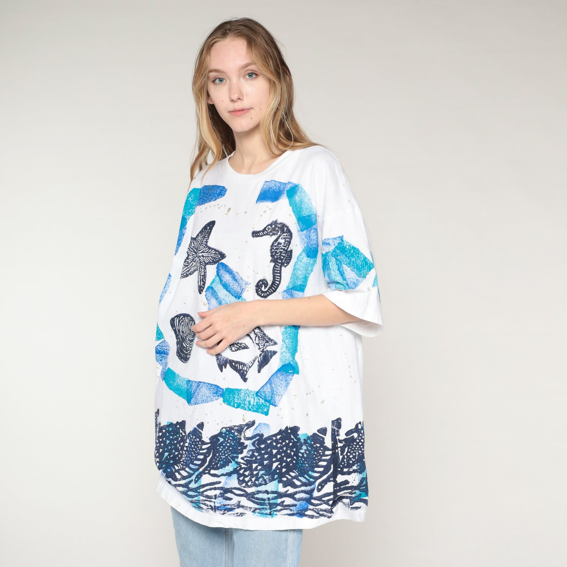 90s Under The Sea Tropical Fish T-Shirt Paint Stamp Graphic White Gold Flecks Extra Extra Large XXL