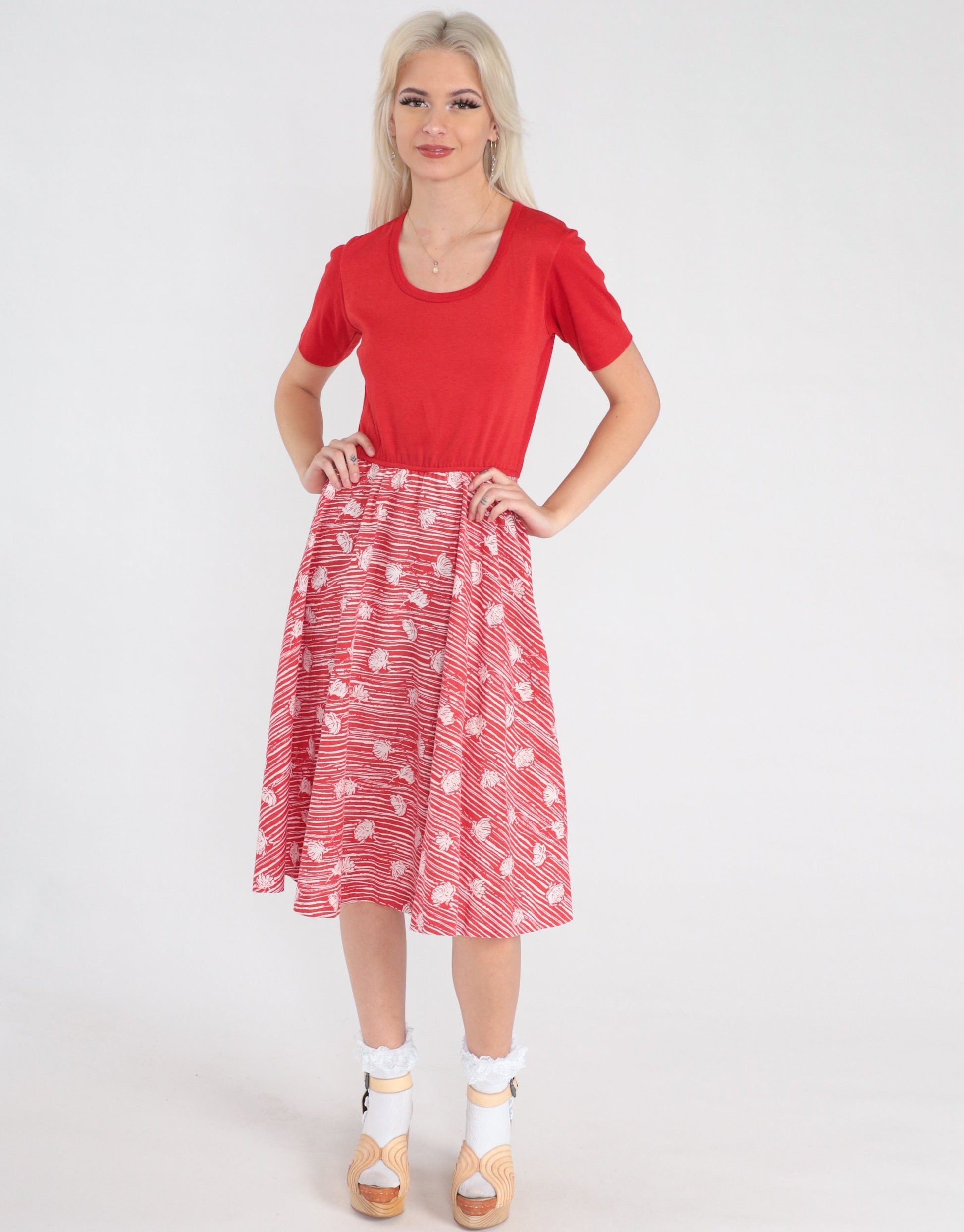 70s Red Floral Midi Dress High Waist Scoop Neck Short Sleeve Small Medium
