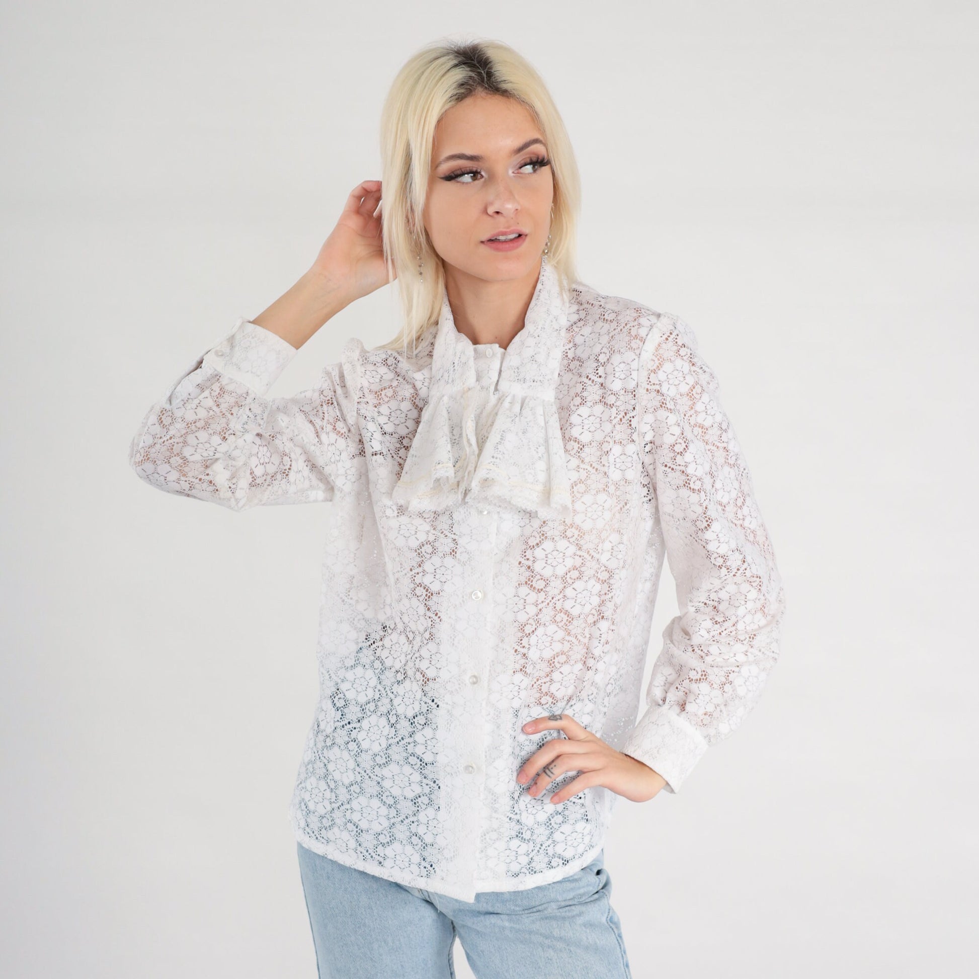70s White Lace Jabot Blouse Long Sleeve Button Up Tuxedo Shirt Medium