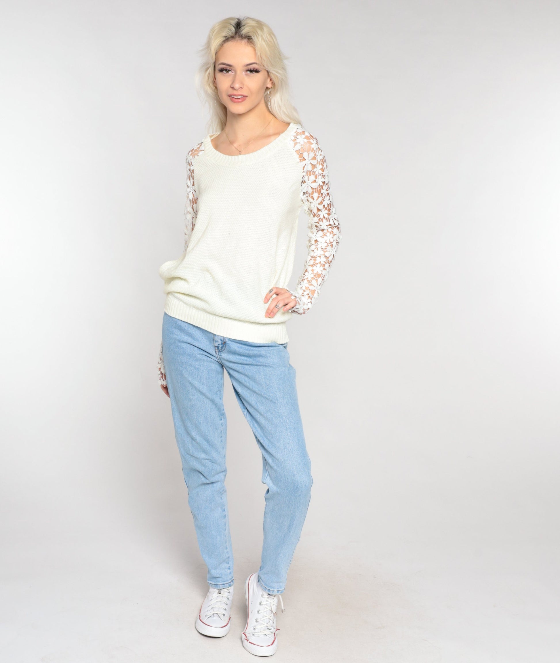 90s White Crochet Floral Knit Sweater Sheer Sleeve Pullover Medium Large
