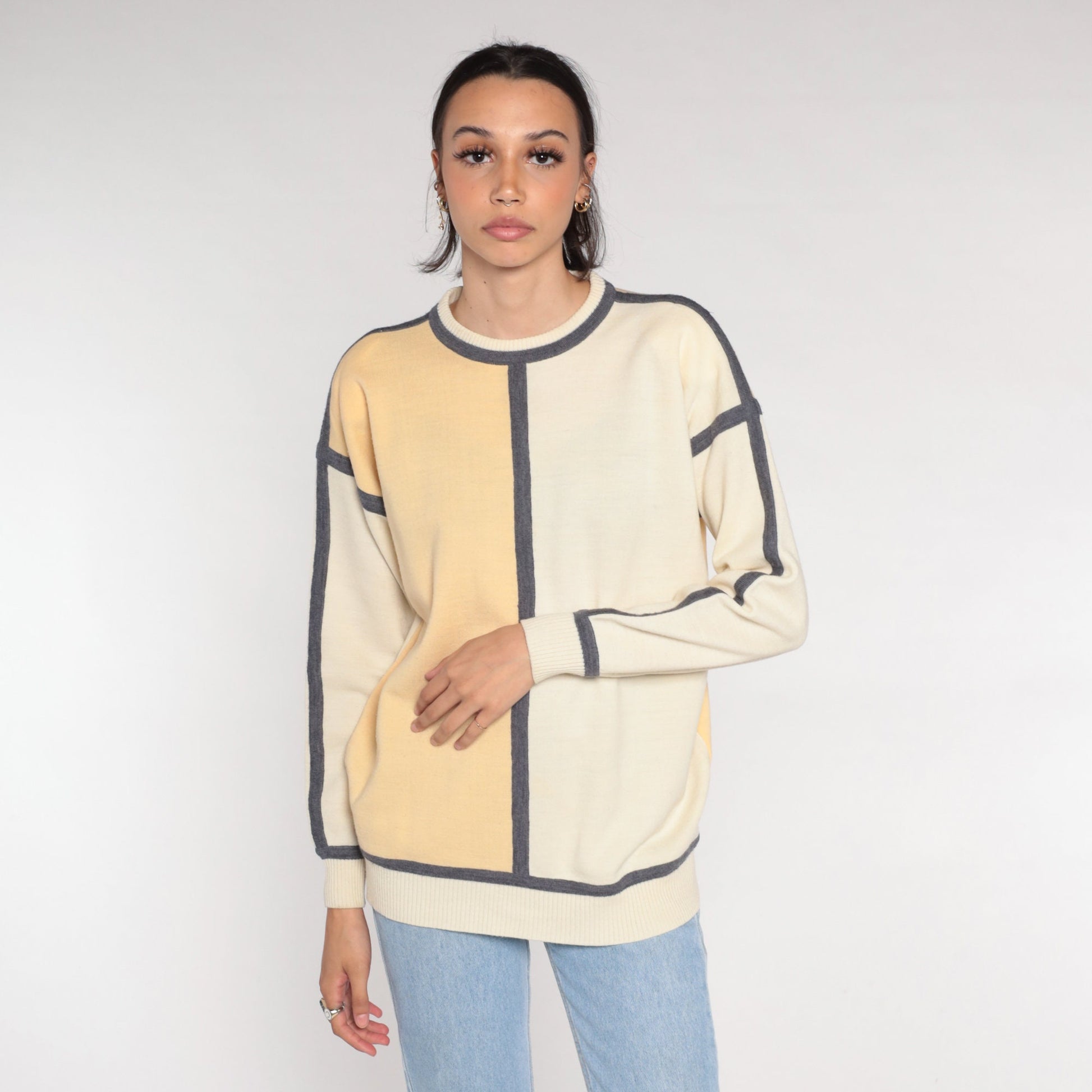 90s Liz Claiborne Wool Blend Crewneck Sweater Beige Grey Trim Medium