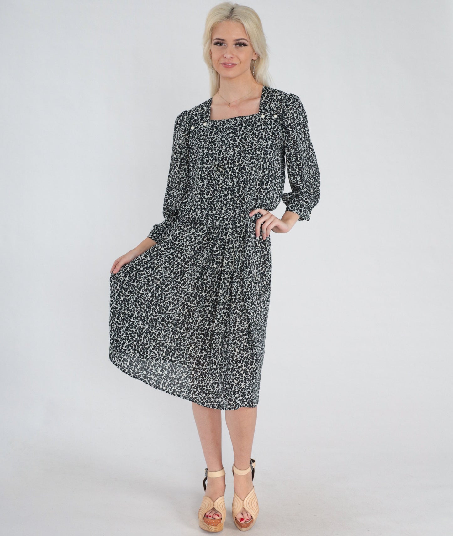 90s Black and White Floral Midi Dress Puff Sleeve Square Neckline Large