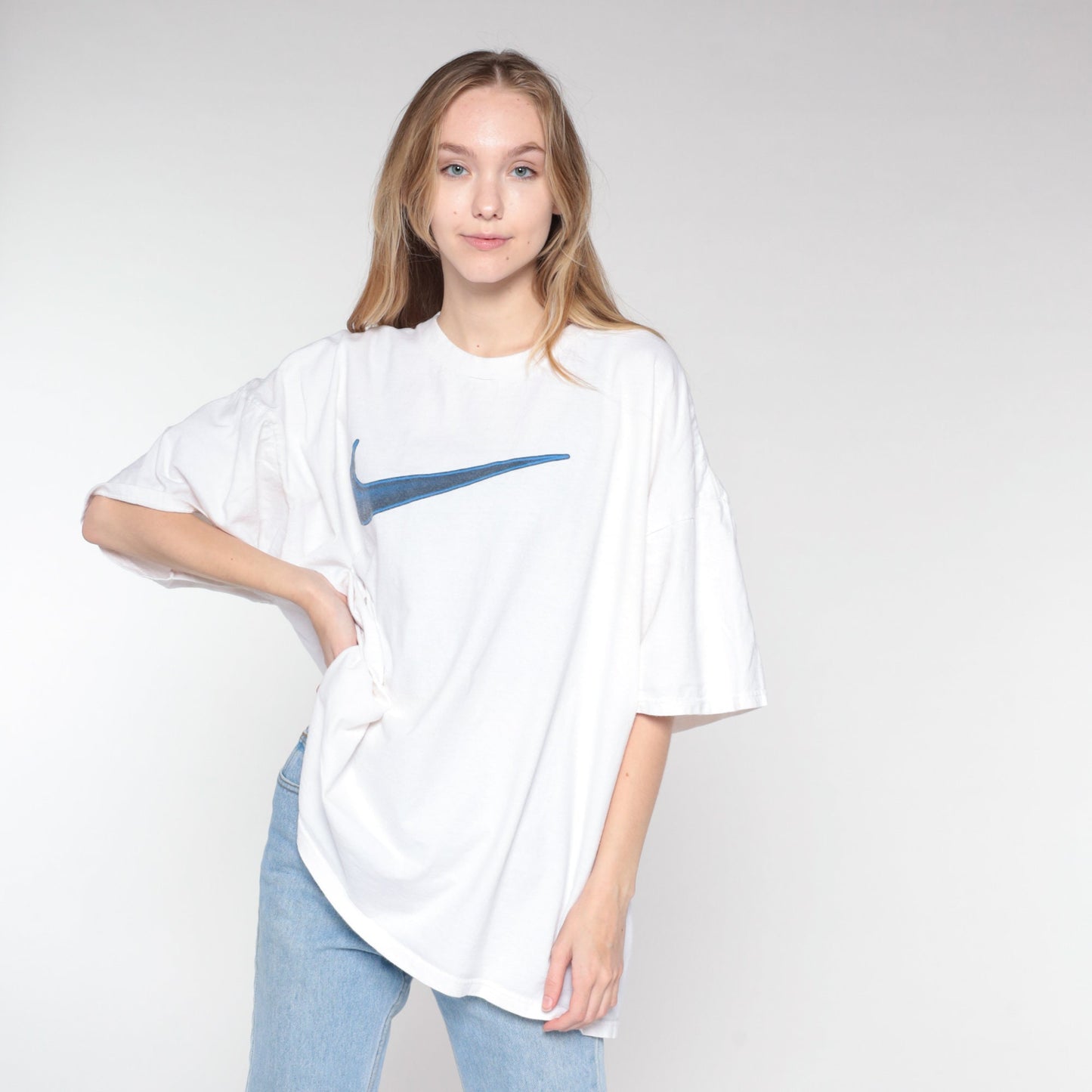 Y2K Nike Swoosh T-Shirt White Navy Graphic Tee 00s Cotton Crewneck Extra Extra Large XXL
