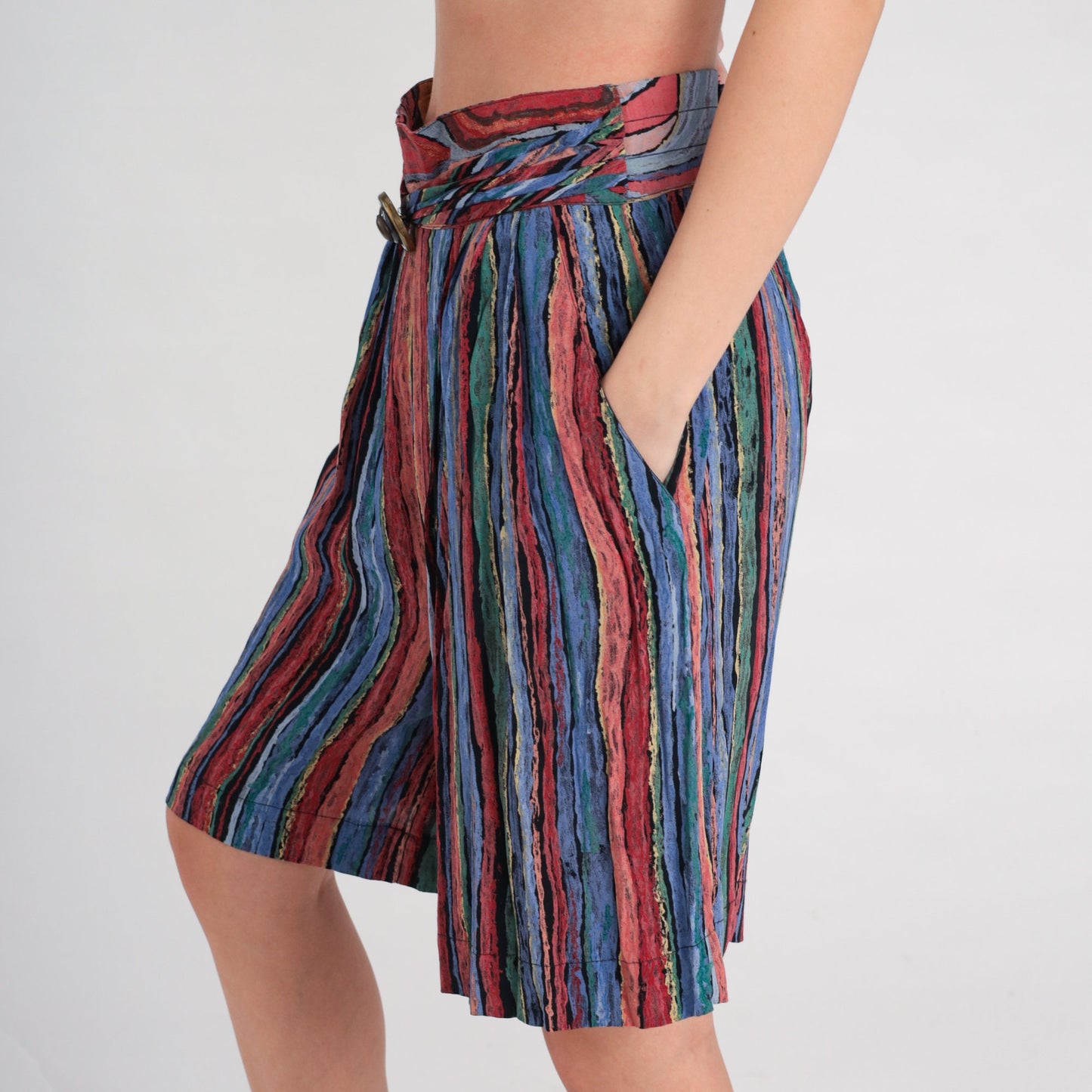 90s Striped Wide Leg Shorts High Waist Bermuda Rayon Green Blue Red Medium