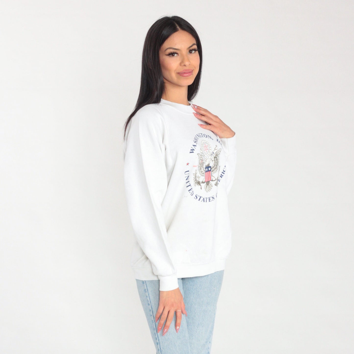 90s Washington DC Eagle Crest Raglan Sweatshirt White Graphic Medium