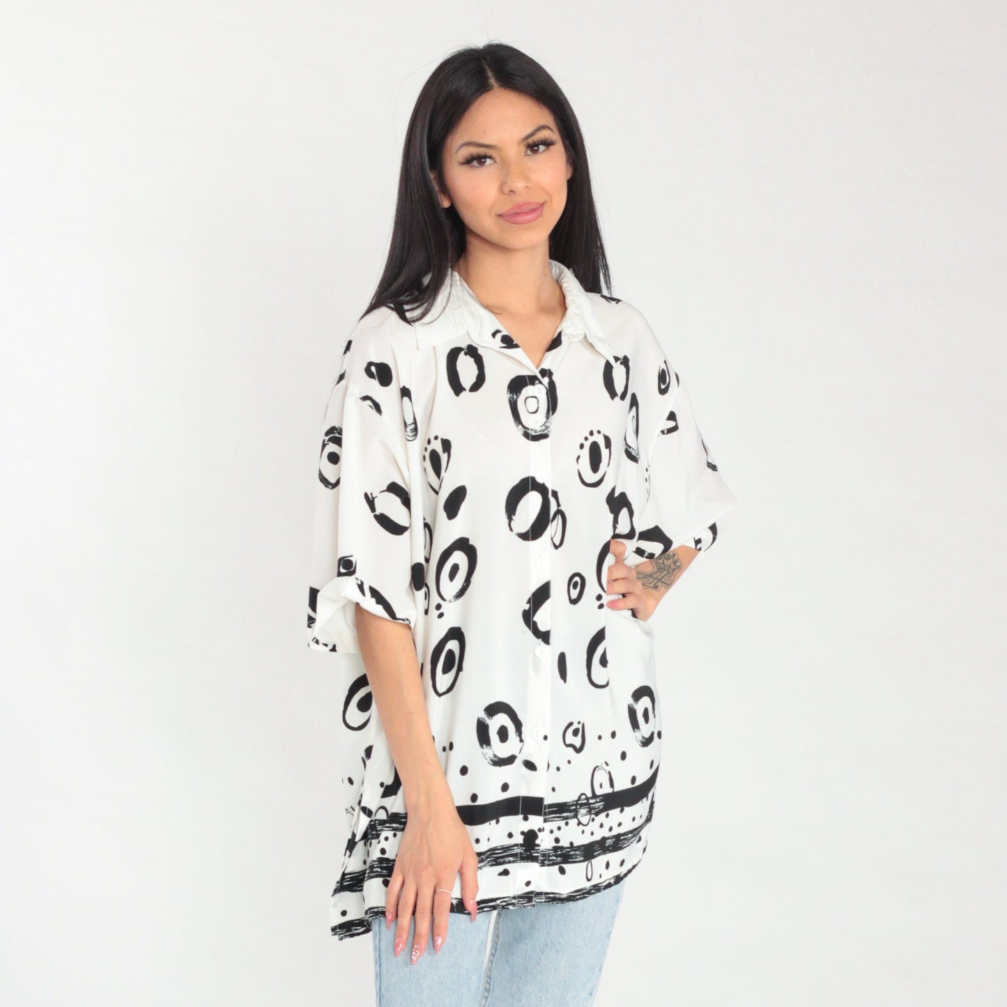 90s Abstract Ring Print Button-Up Blouse White Black Short Sleeve Extra Large