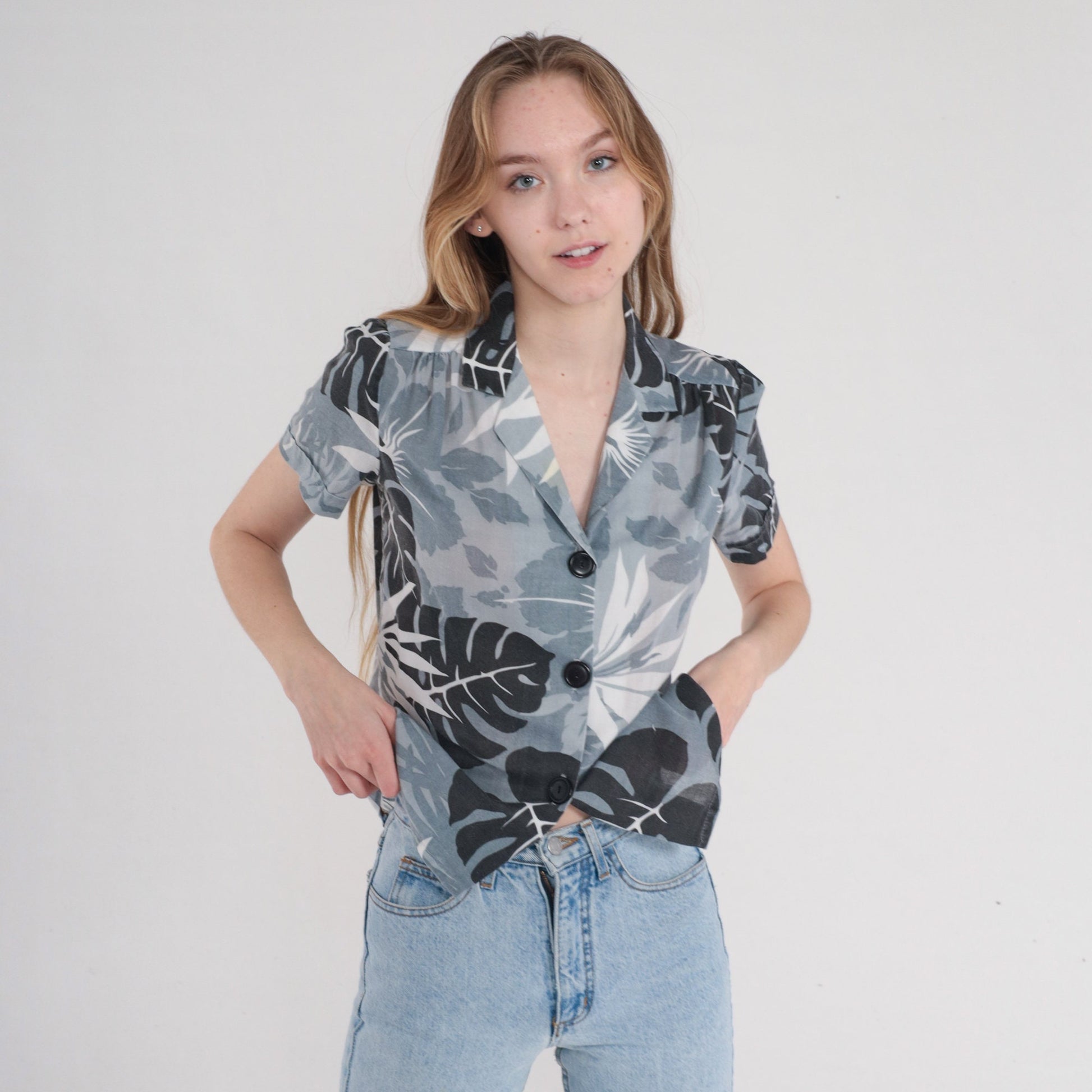 80s Grey Tropical Floral Blouse Puff Sleeve Button Up Small