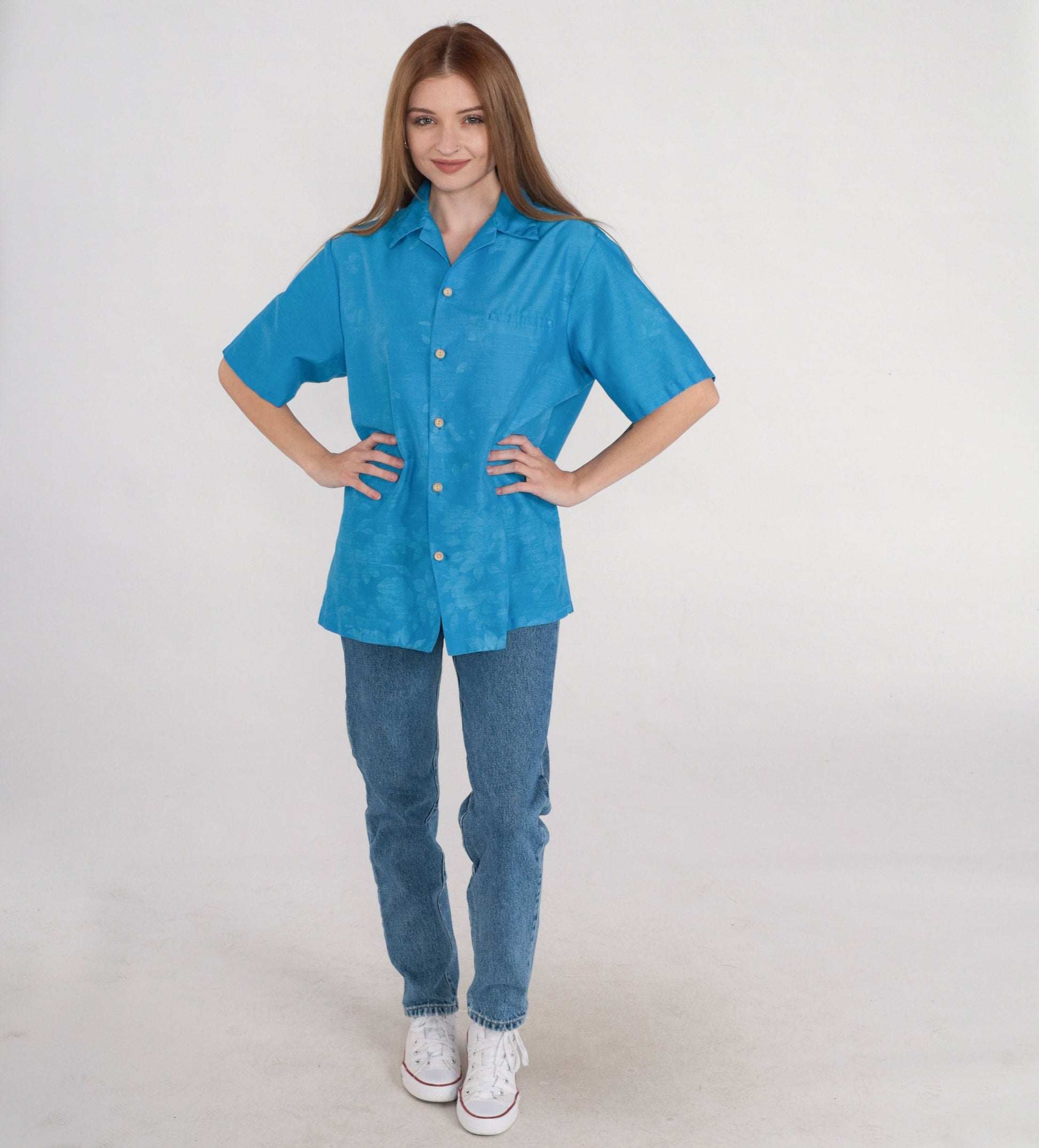 90s Blue Floral Button-Up Blouse Short Sleeve Collared Shirt Medium M
