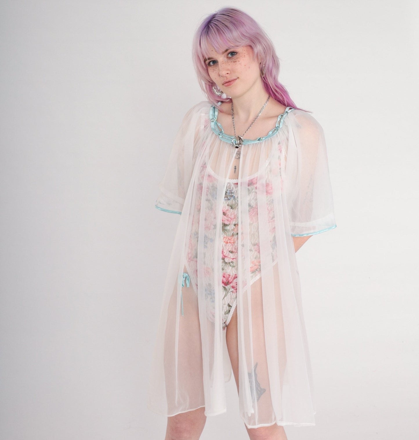 80s White Sheer Nylon Lingerie Robe Puff Sleeve Open Front Medium Large