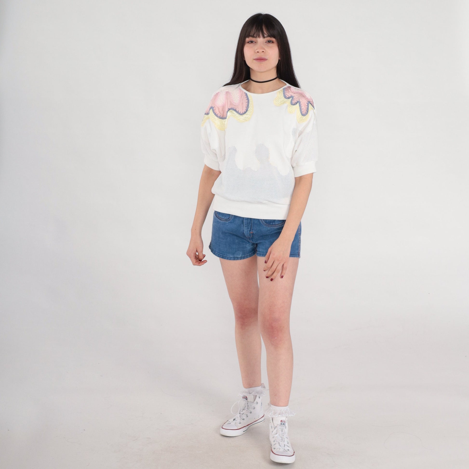 80s White Mesh Floral T-Shirt Pink Yellow Cutout Short Sleeve Medium
