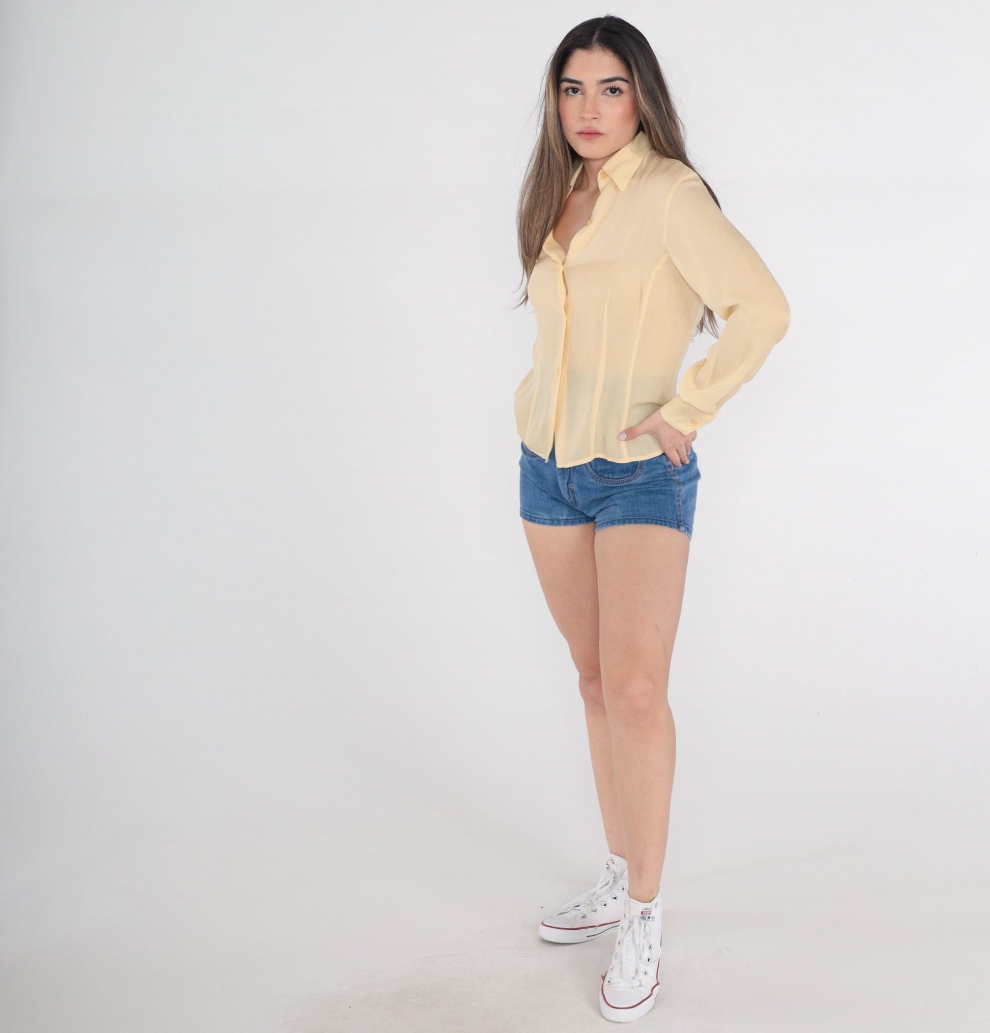 00s Pale Yellow Button-Up Blouse Balloon Sleeve Collared Shirt Medium M