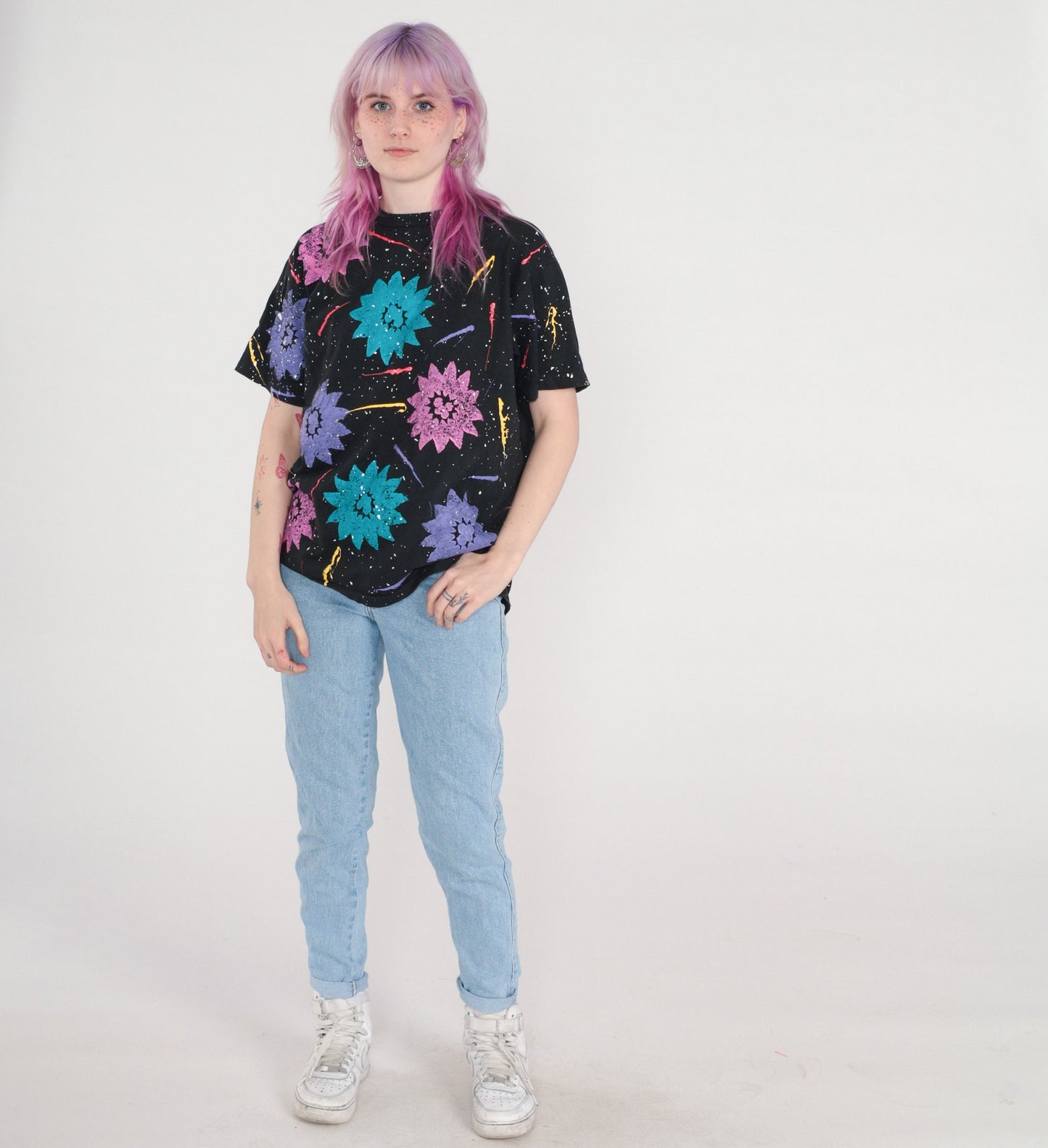 90s Floral Sponge Painted T-Shirt Black Purple Brushstroke Cotton Tee Large