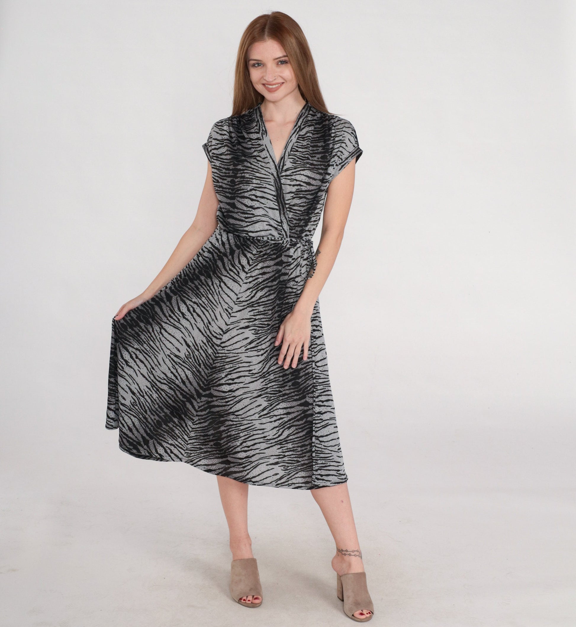 70s Tiger Print Midi Dress Grey Black Faux Wrap Cap Sleeve V Neck Small Medium
