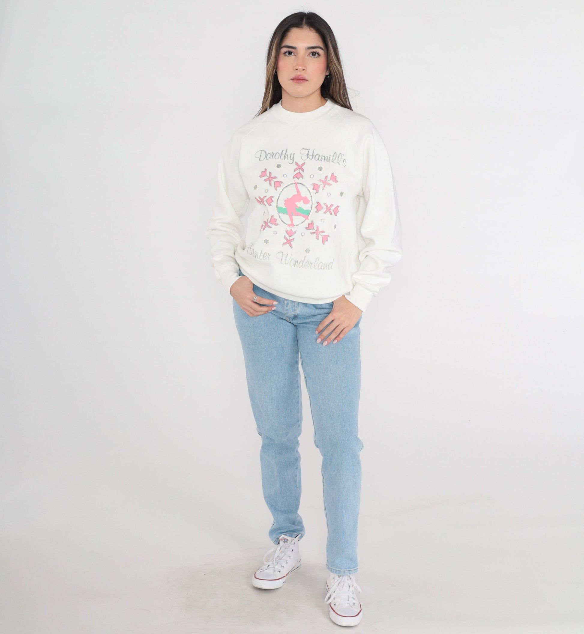 90s Dorothy Hammill's Winter Wonderland Figure Skater Sweatshirt White Glitter Raglan Medium
