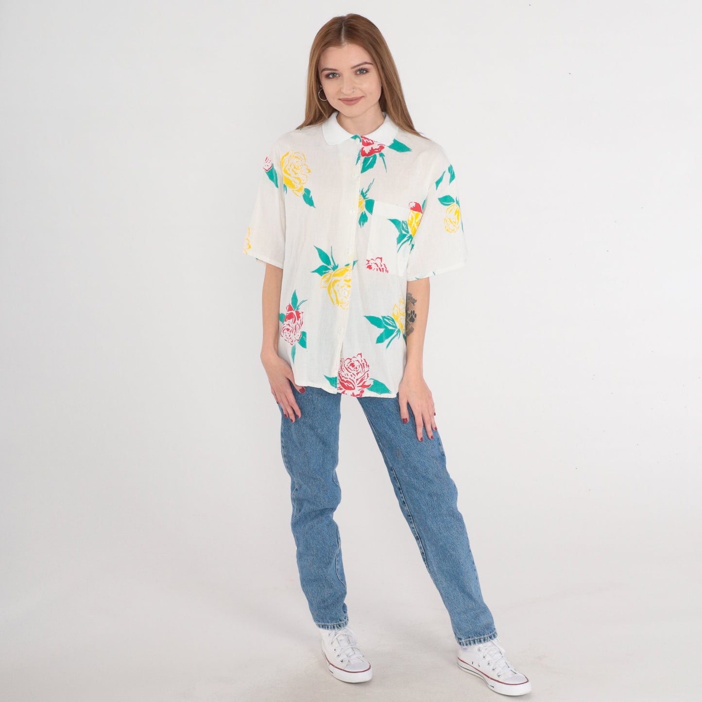 90s Rose Floral White Button-Up Blouse Short Sleeve Collared Top Medium M