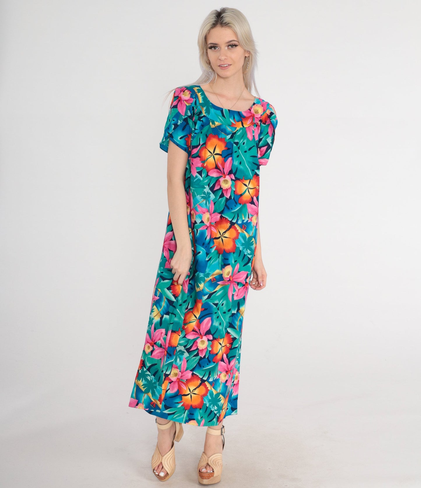 1970s Tropical Floral Maxi Dress Puff Sleeve Tent Cut Green Blue Orange Pink Medium