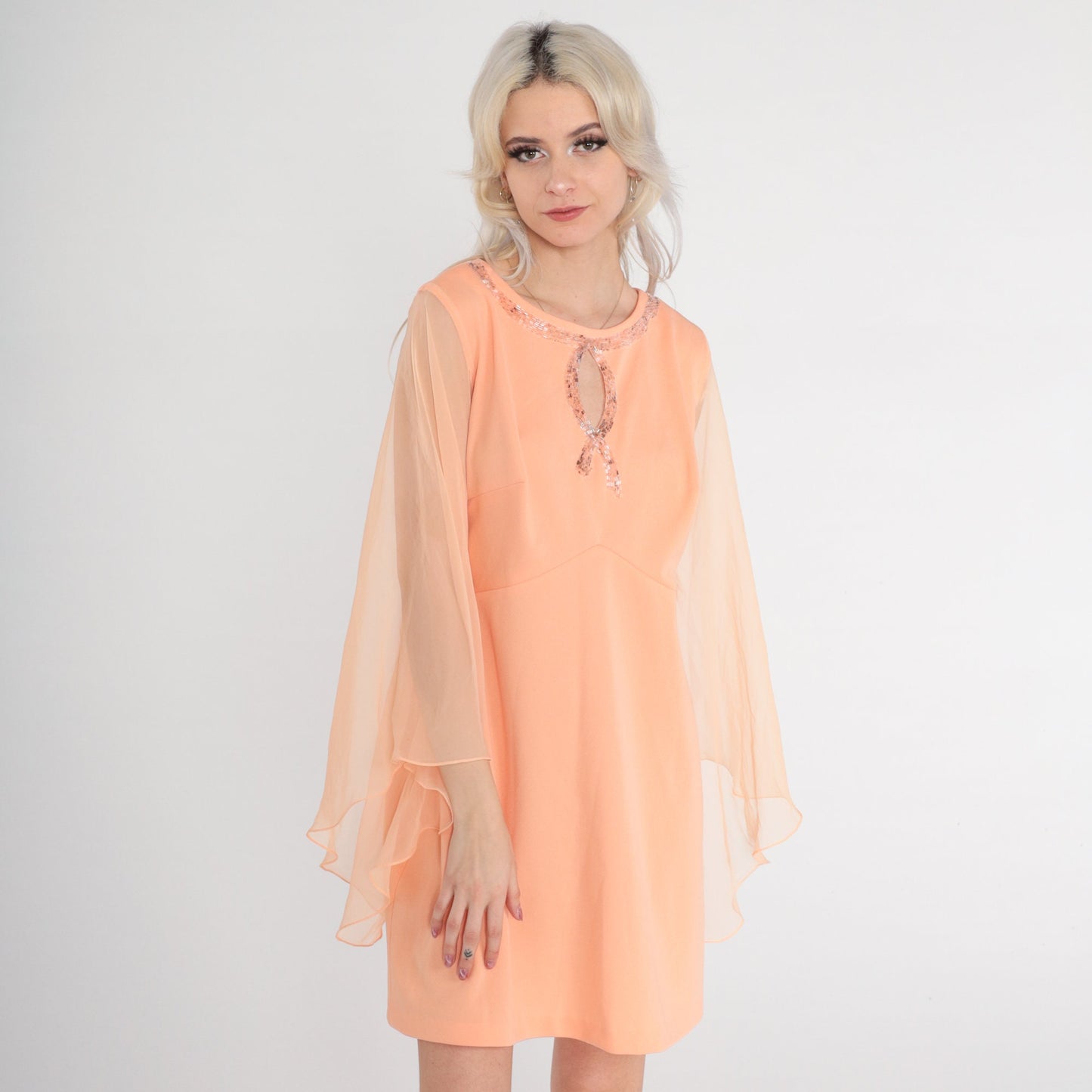 1960s Peach Babydoll Mini Dress Angel Sleeve Beaded Keyhole Medium Large