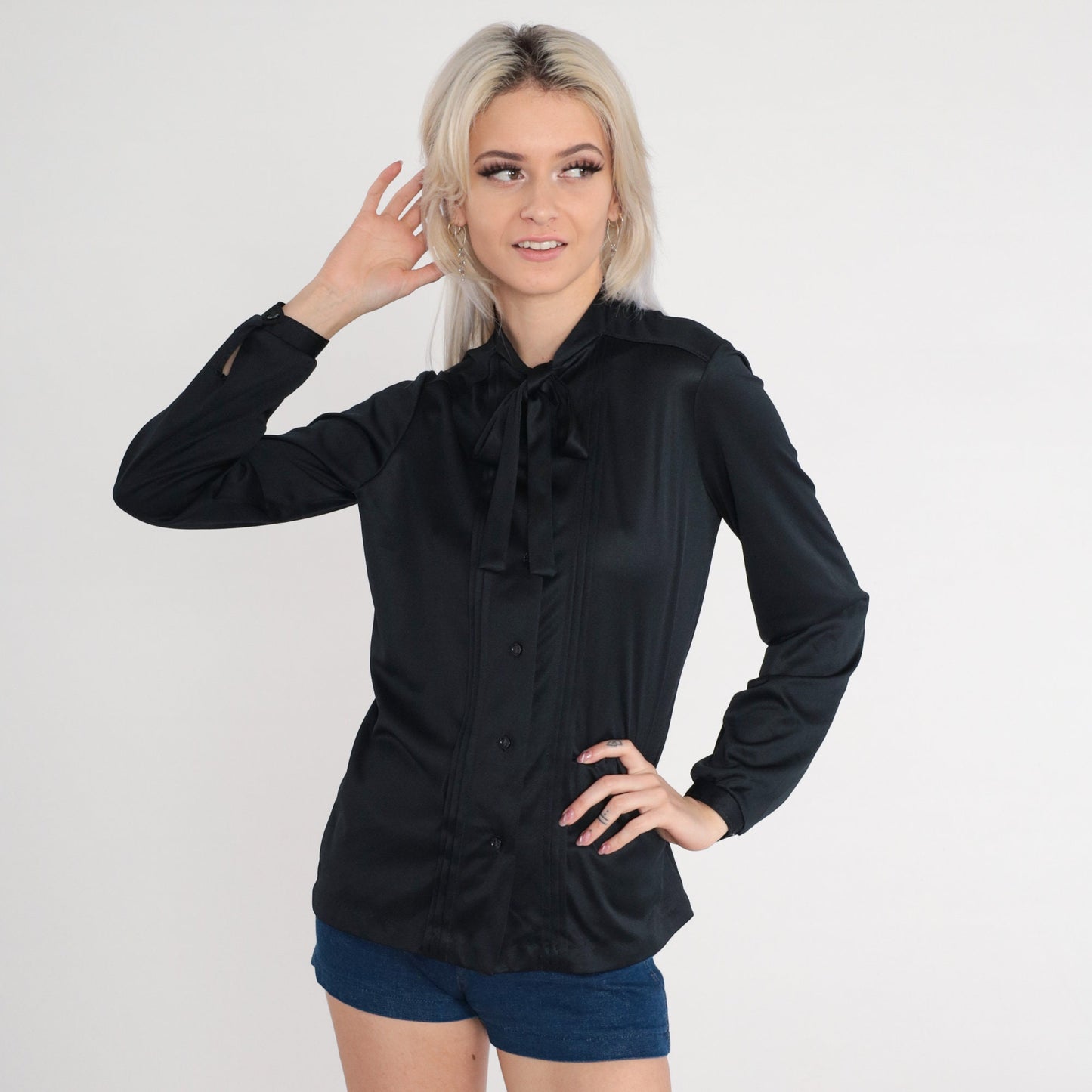 70s Black Ascot Blouse Button-Up Pleated Long Sleeve Neck Bow Small
