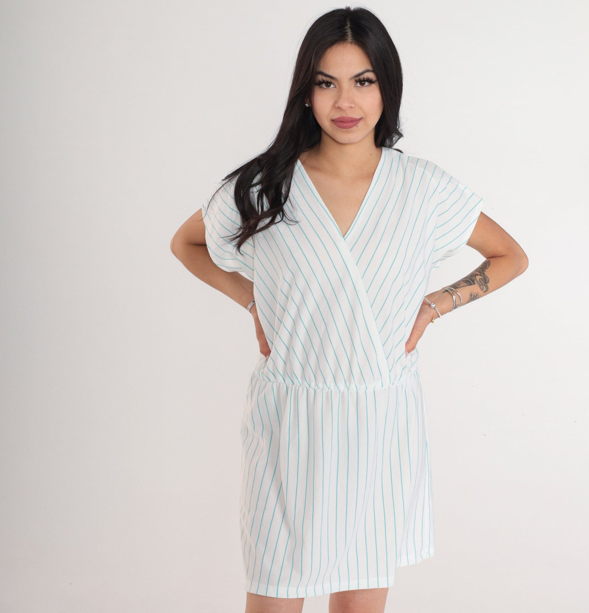 80s White Blue Striped Mini Dress V-Neck Faux Wrap High Waist Medium Large