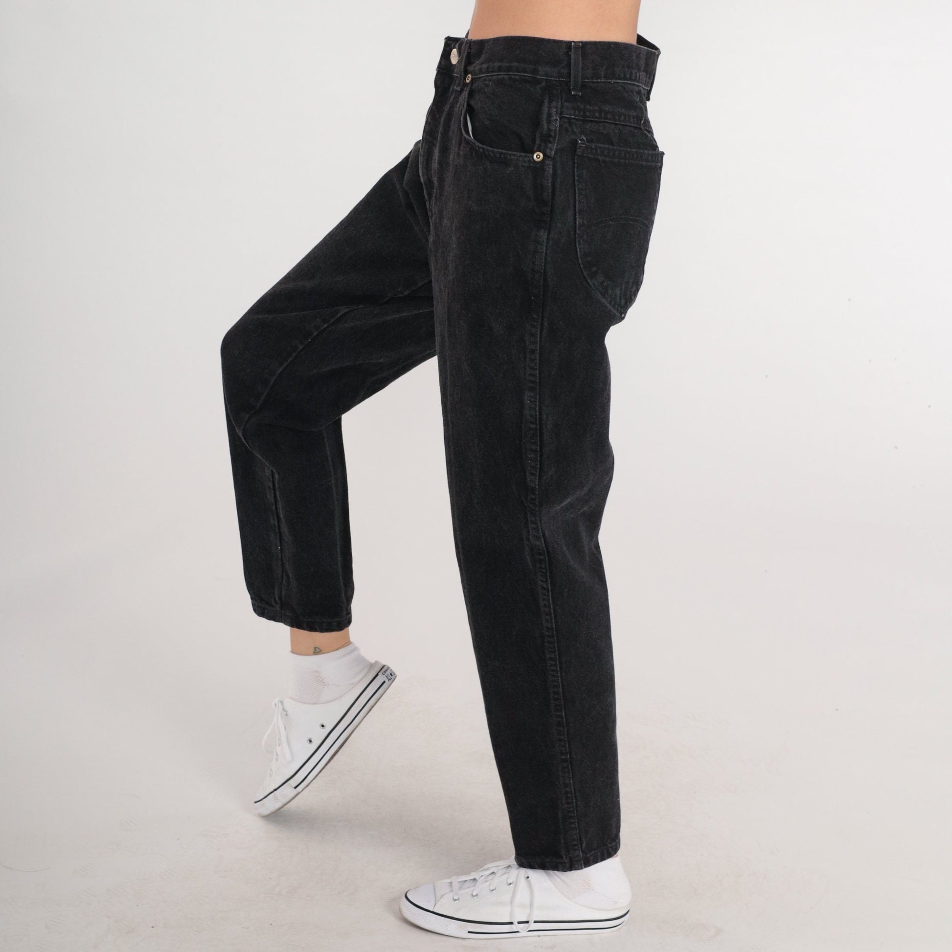 90s Black High-Waisted Tapered Denim Jeans Small S