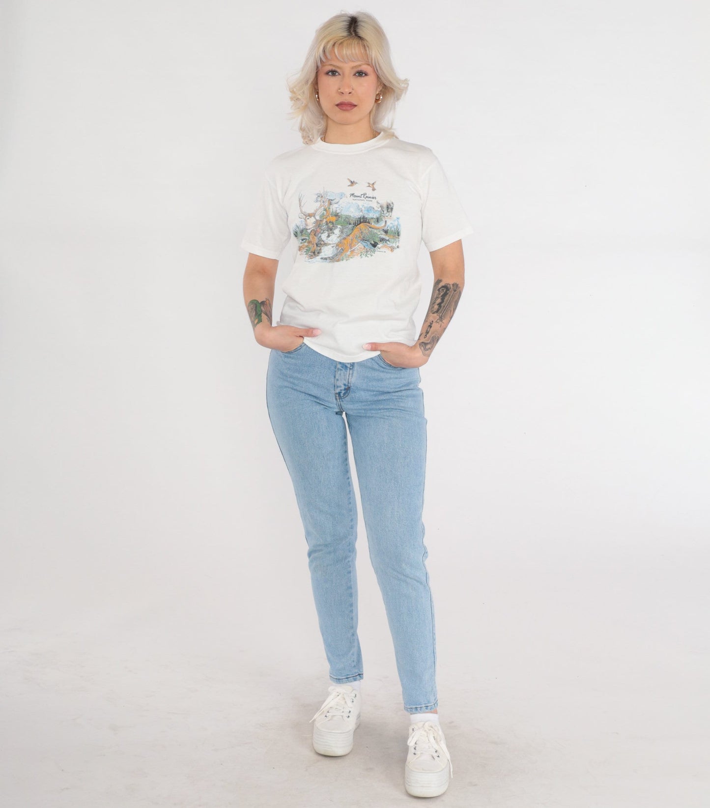 90s Mount Rainier National Park Wildlife Graphic T-Shirt White Extra Small