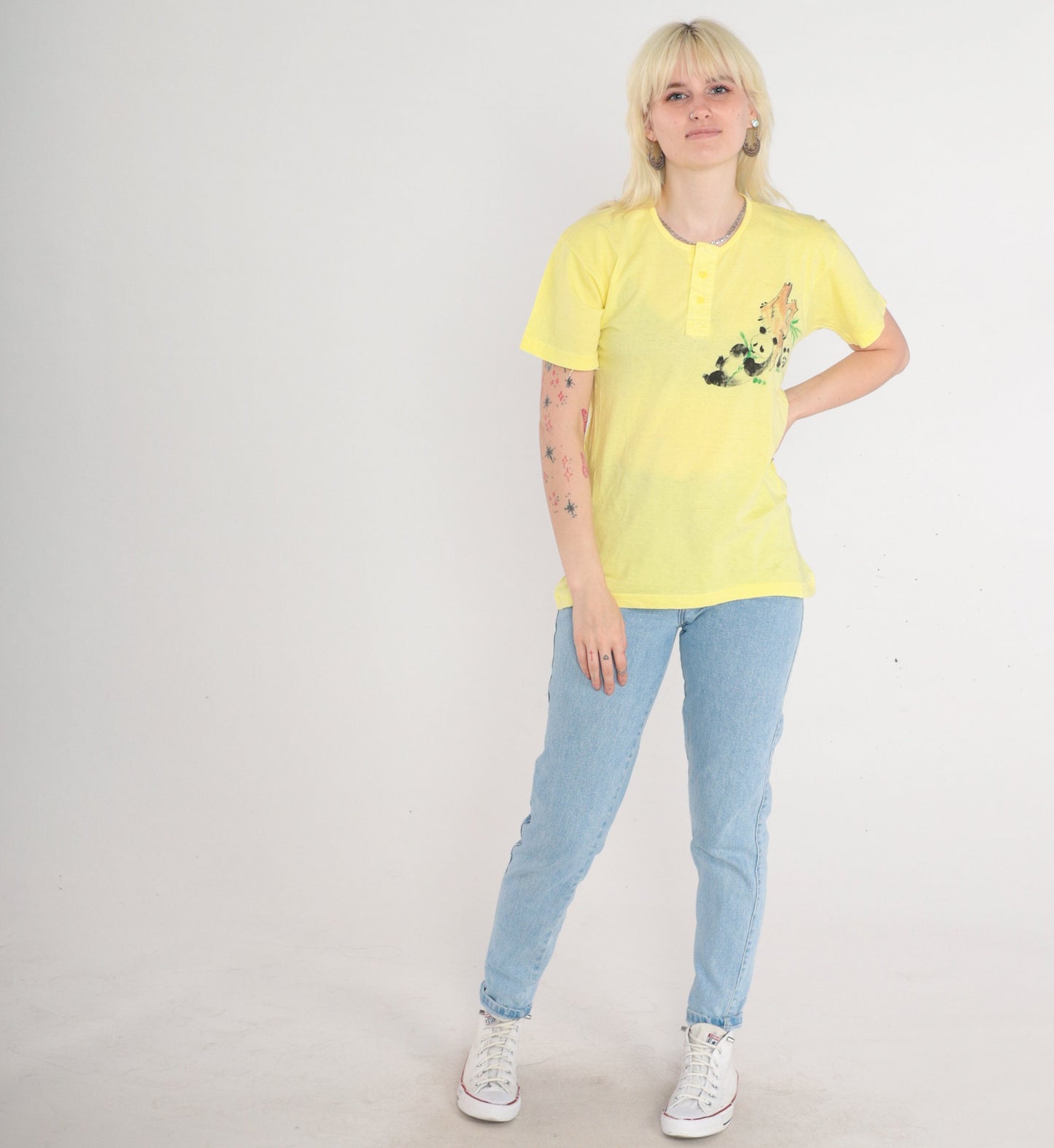 80s Panda Graphic Henley T-Shirt Yellow Cotton Painted Animal Tee Small S