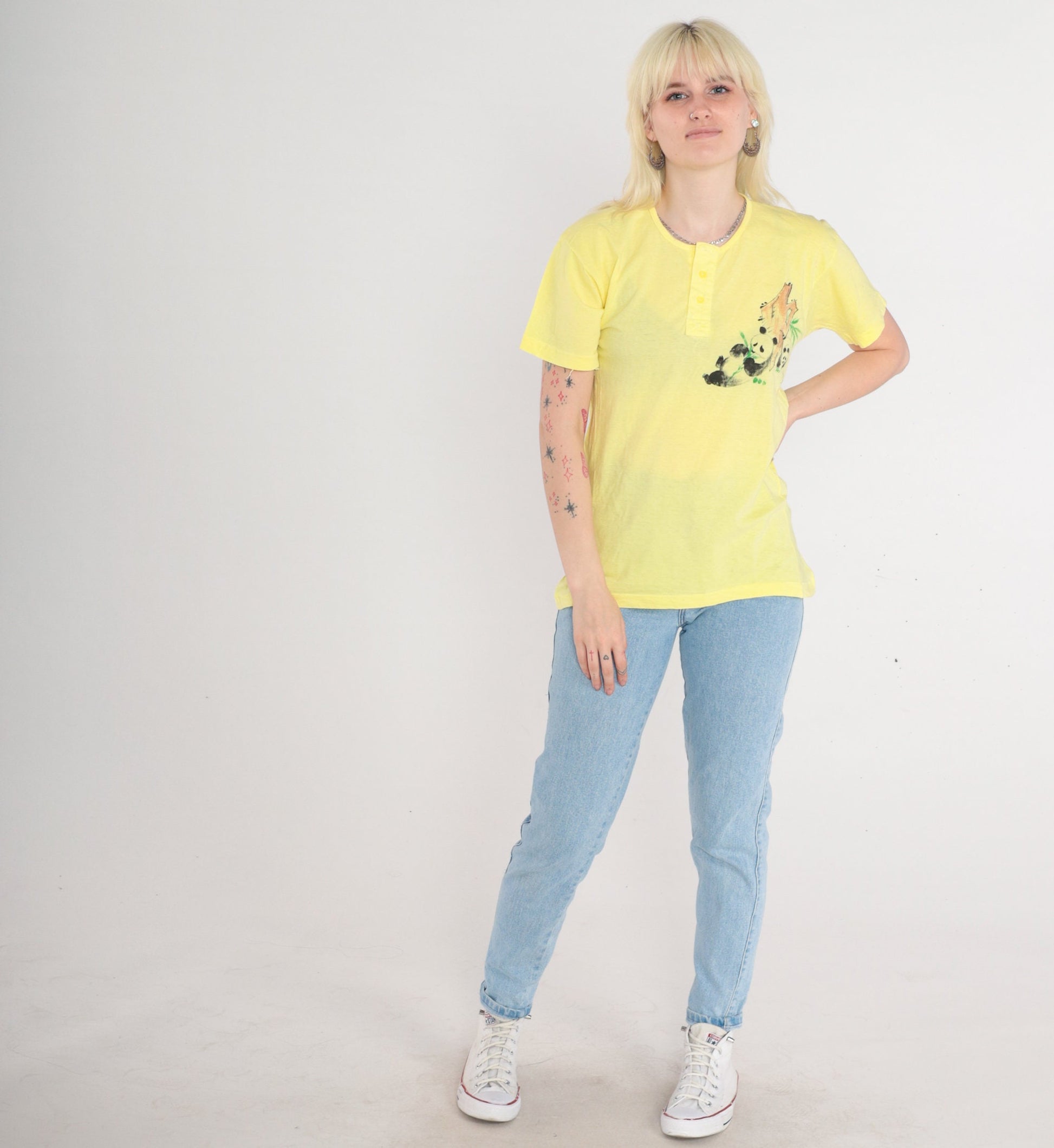 80s Panda Graphic Henley T-Shirt Yellow Cotton Painted Animal Tee Small S