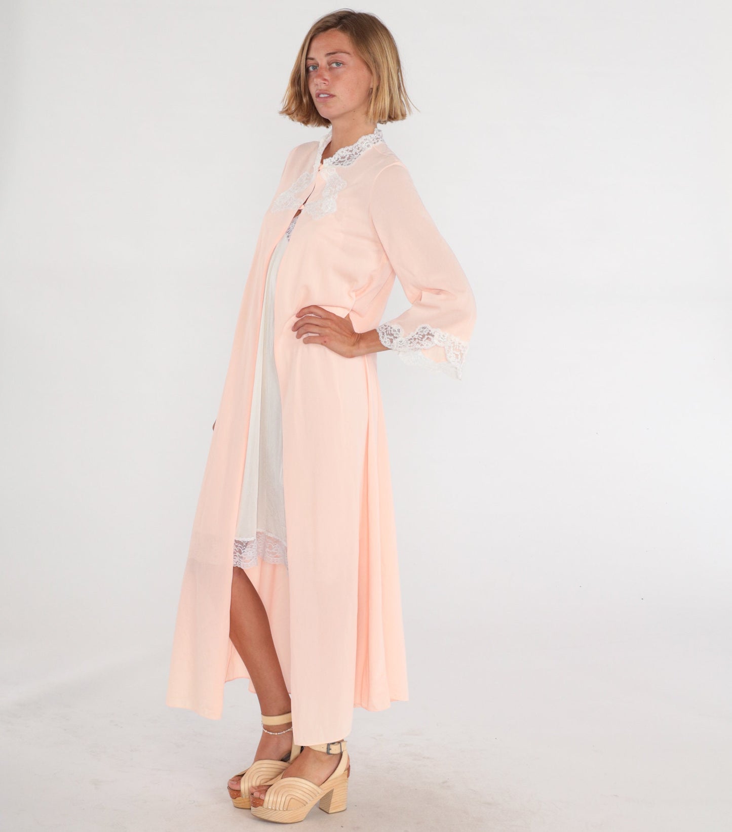 70s Pink Lace Trim Pajama Robe Maxi Button Front Nightgown Small Medium