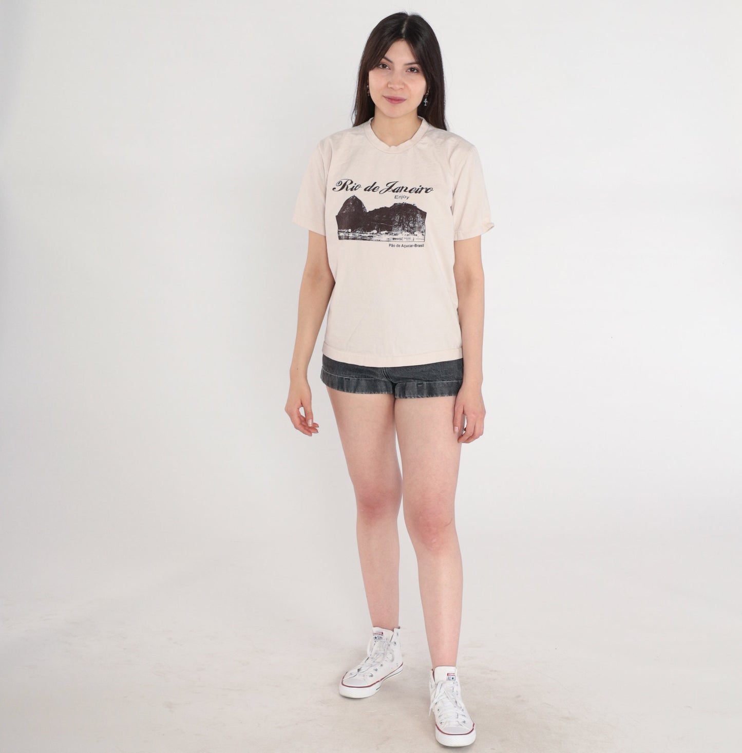 Y2K Rio de Janeiro Brazil Graphic T-Shirt Beige Cotton Tee Small