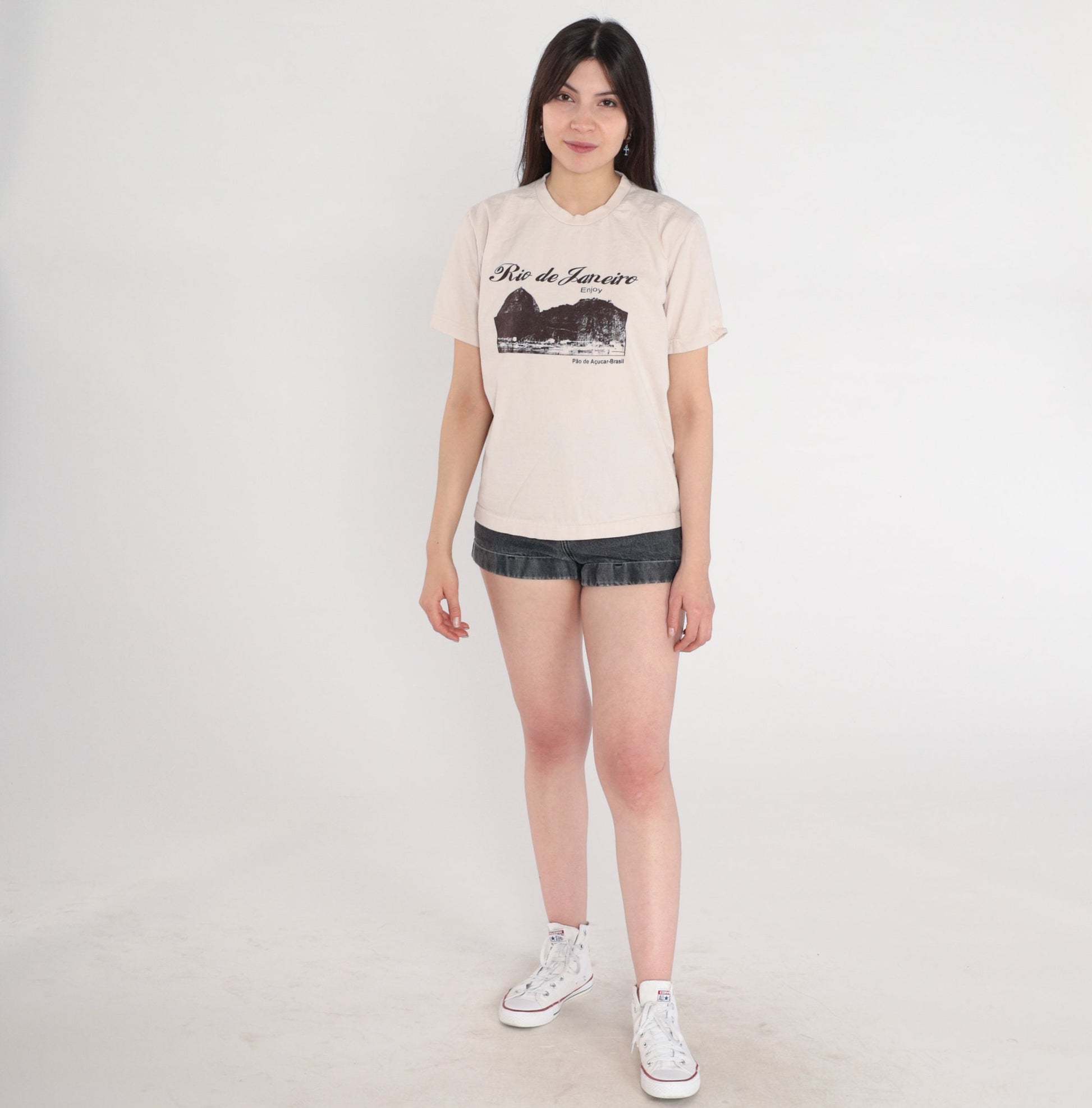 Y2K Rio de Janeiro Brazil Graphic T-Shirt Beige Cotton Tee Small