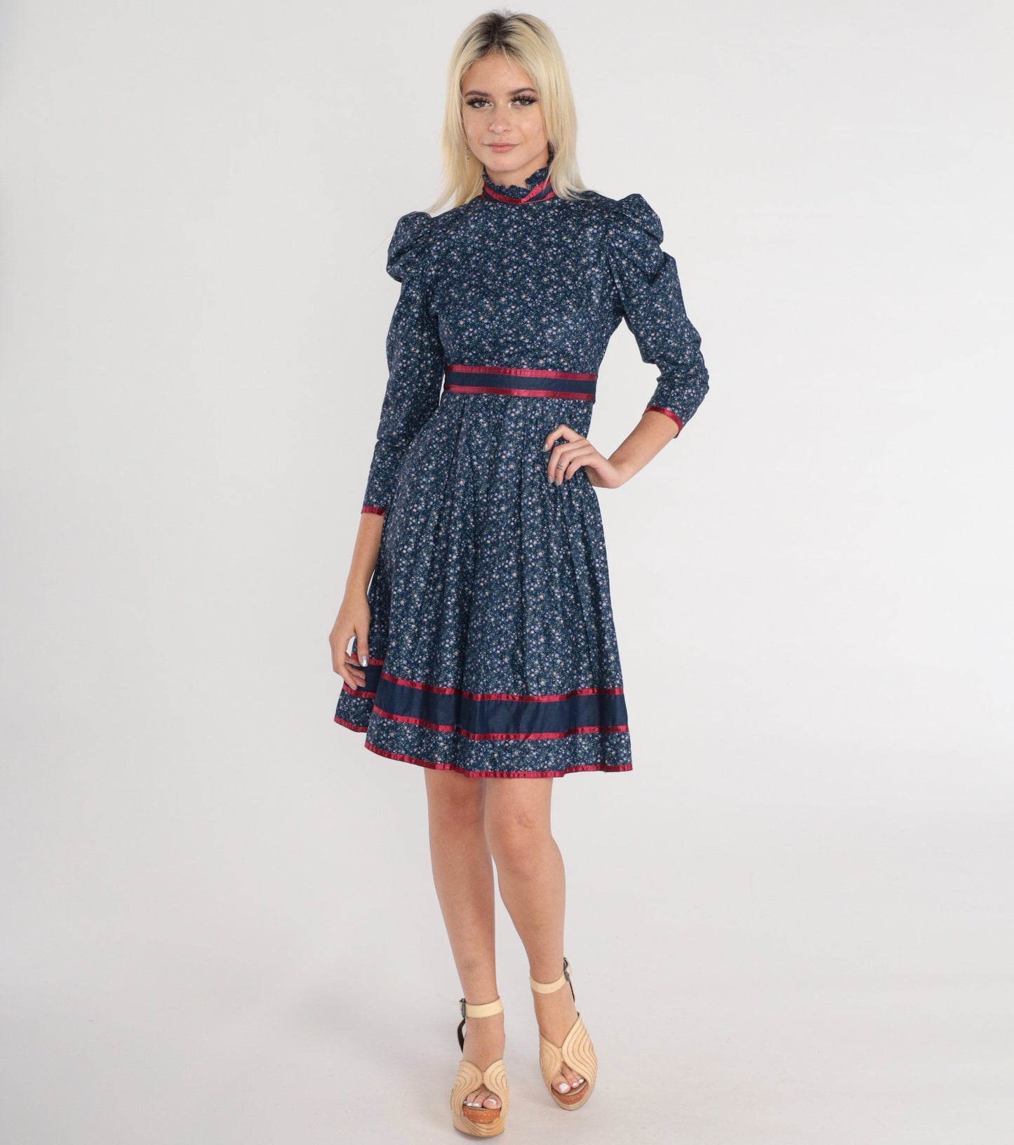 70s Blue Calico Floral Mini Dress Puff Sleeve High Neck Ruffled Babydoll XXS