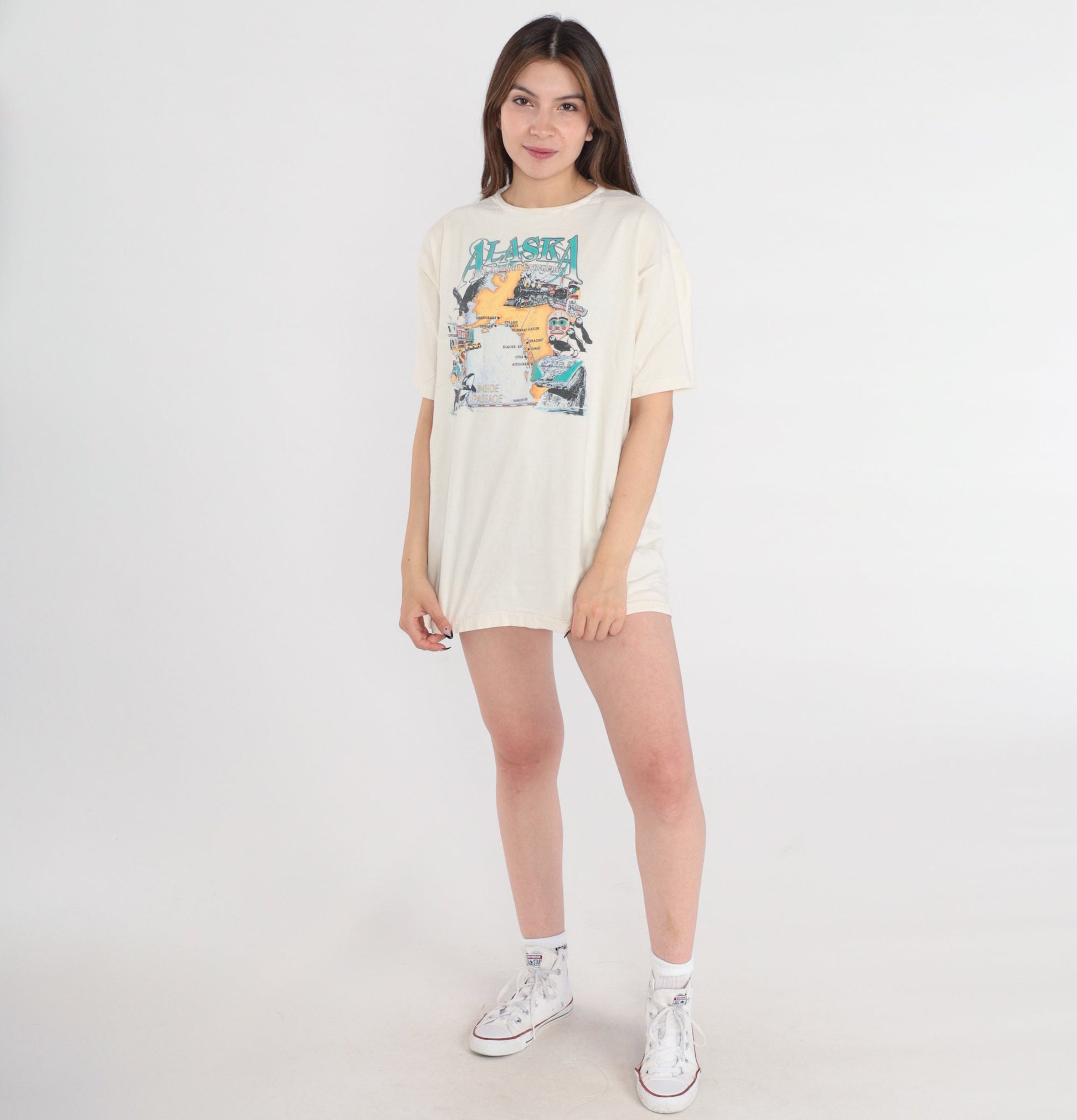 90s Alaska Map Graphic T-Shirt Jerzees Cream Cotton Large