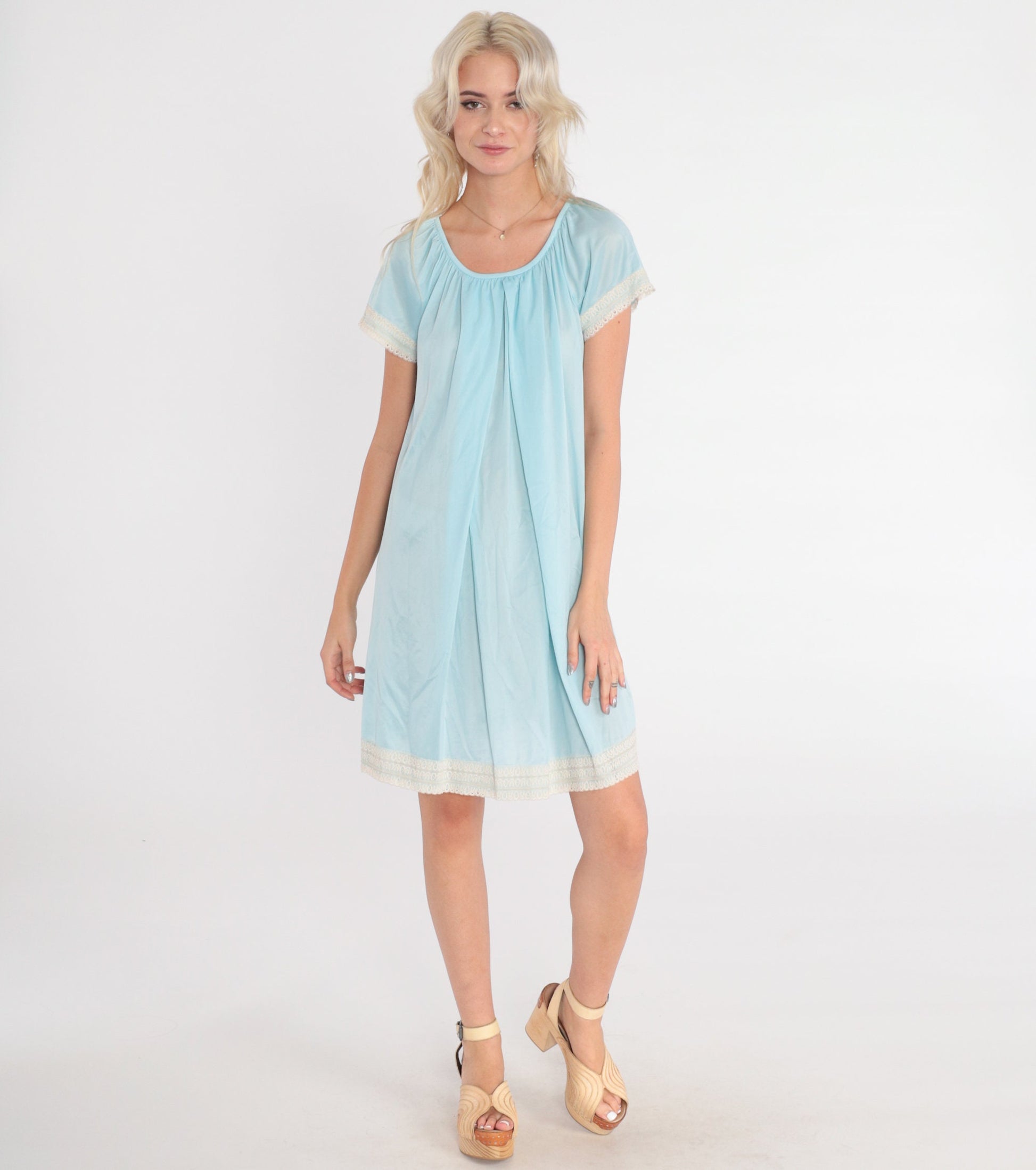 90s Baby Blue Nursing Nightgown Mini Lace Trim Short Sleeve Medium M